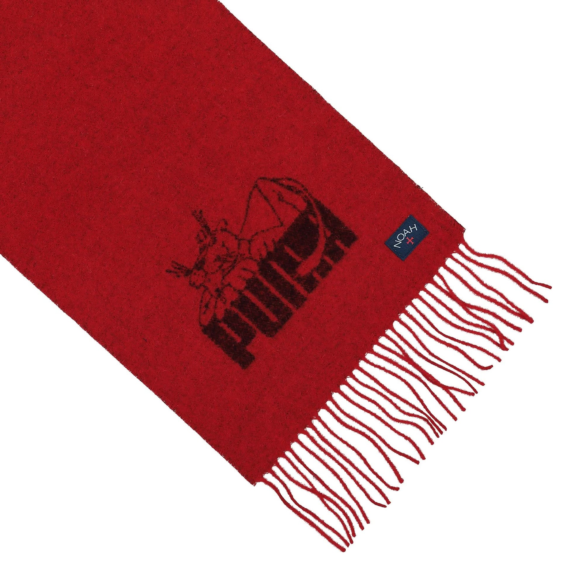 Puma Scarf Red Detail view 3 | Gate