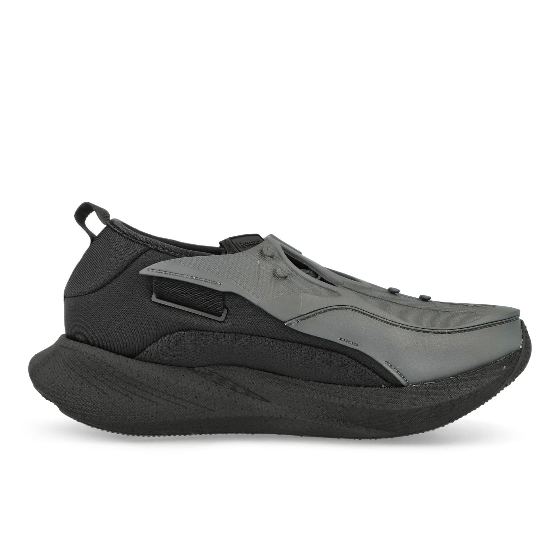 Reebok Floatride Energy ArgusX Black Sneaker Detail view 2 | Gate