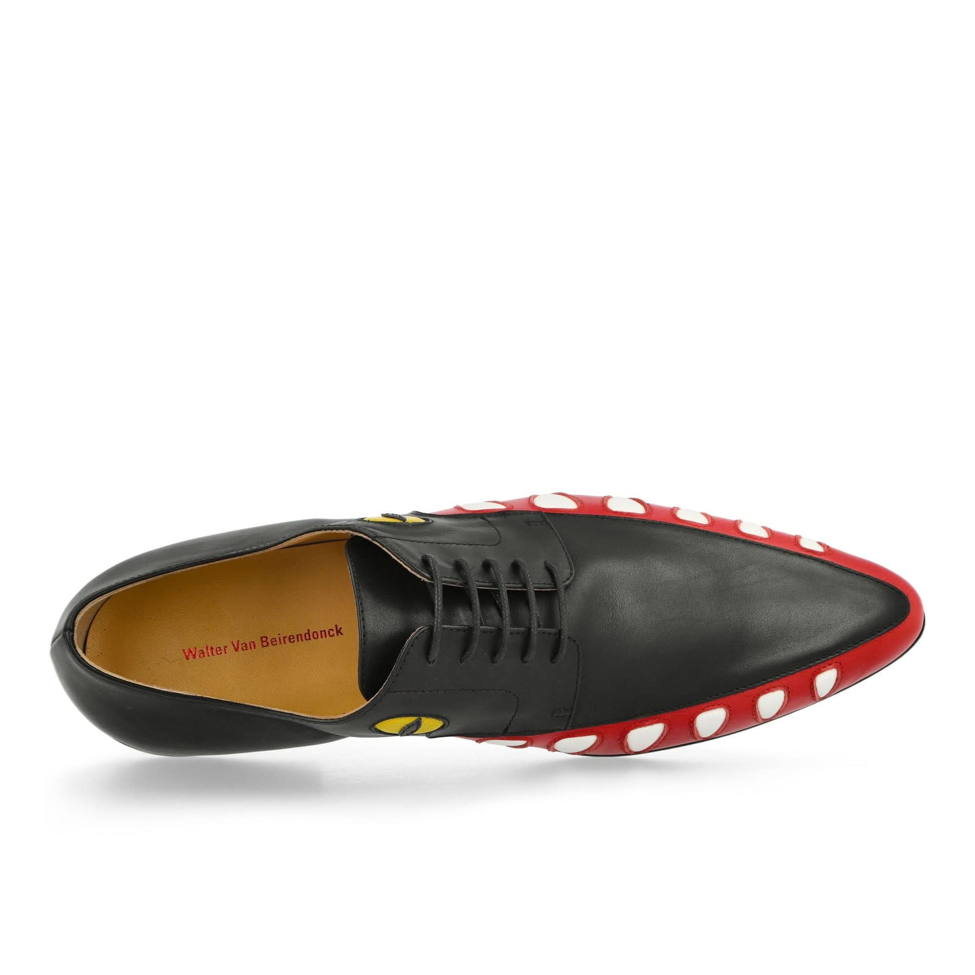 Walter Van Beirendonck Crocodile Shoes Black Lace Ups Detail view 5 | Gate