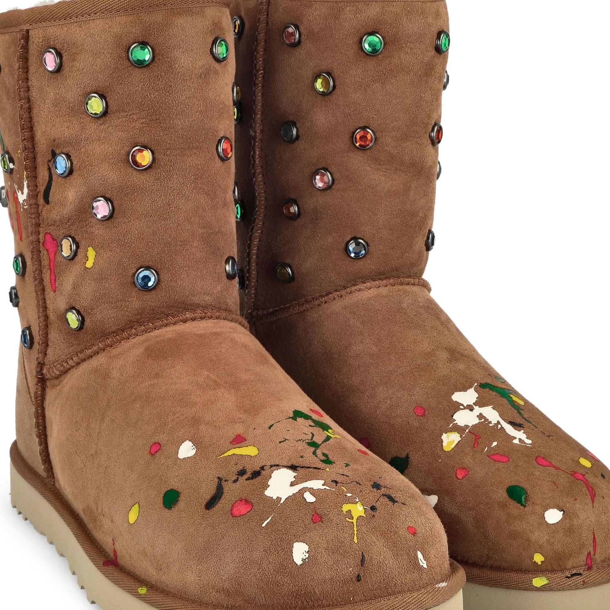 UGG Classic Short Brown Boots Detail view 5 | Gate