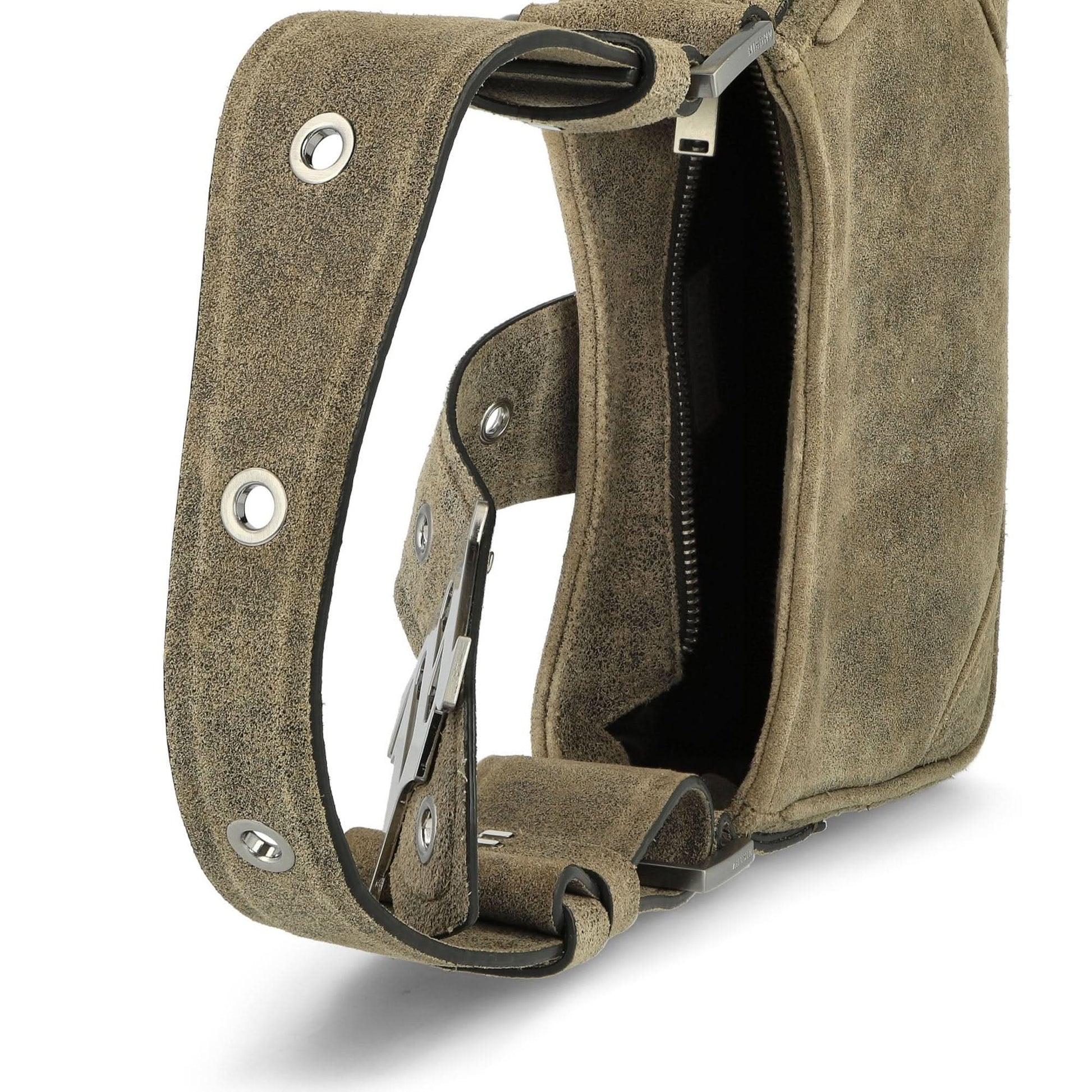 MISBHV Cracked Leather Shoulder Bag Small Brown Detail view 5 | Gate