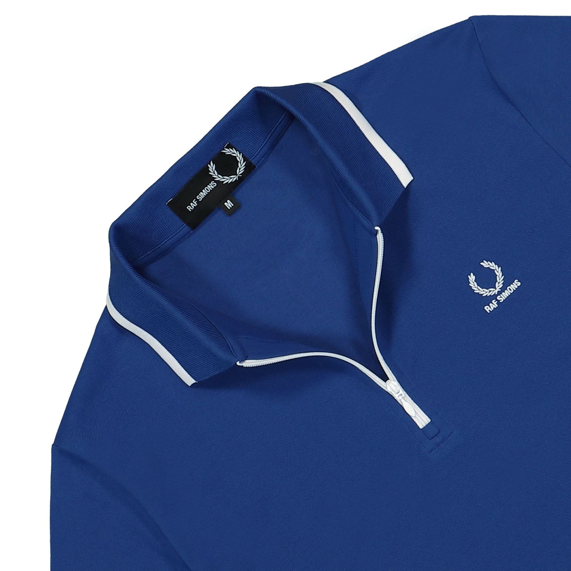 Fred Perry Half Zip Polo Shirt Blue Detail view 3 | Gate