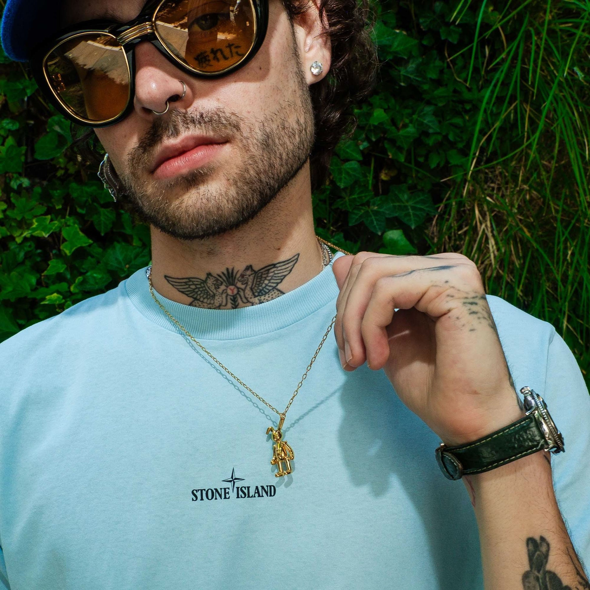 Ambush Bunny Charm Necklace Gold Detail view 2 | Gate