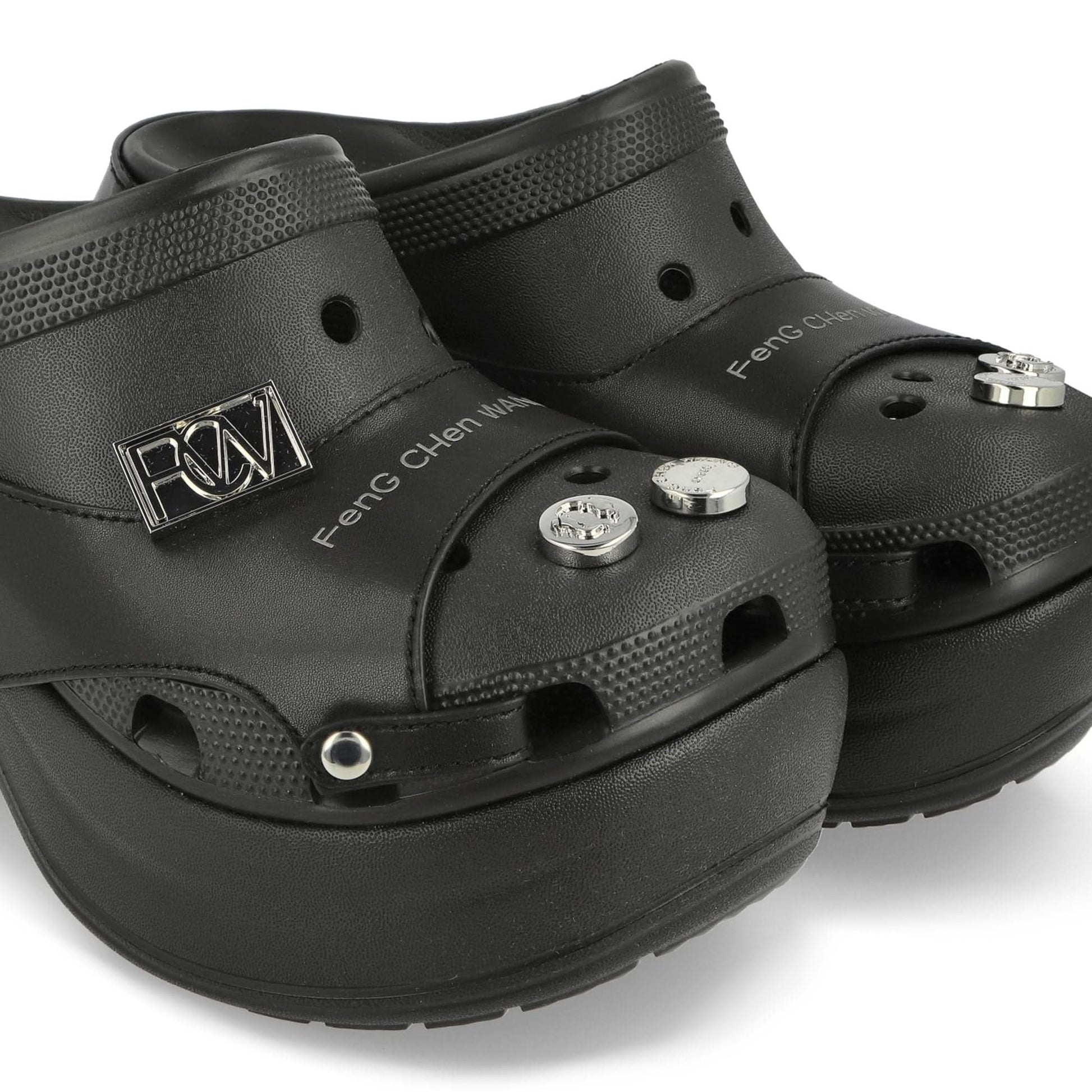 Crocs Siren Clog Black Boots Detail view 6 | Gate