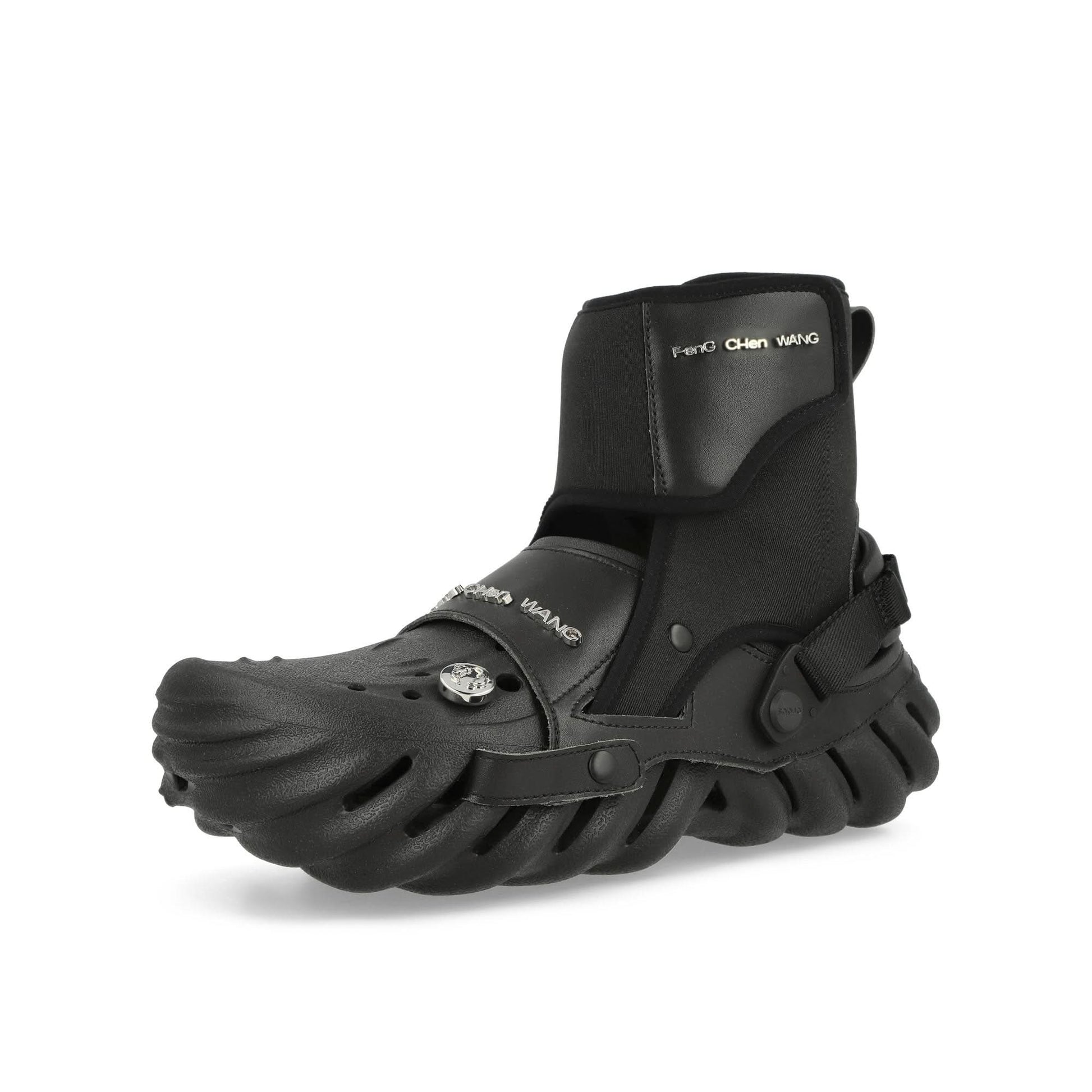 Crocs Echo Clog Black Boots Detail view 4 | Gate
