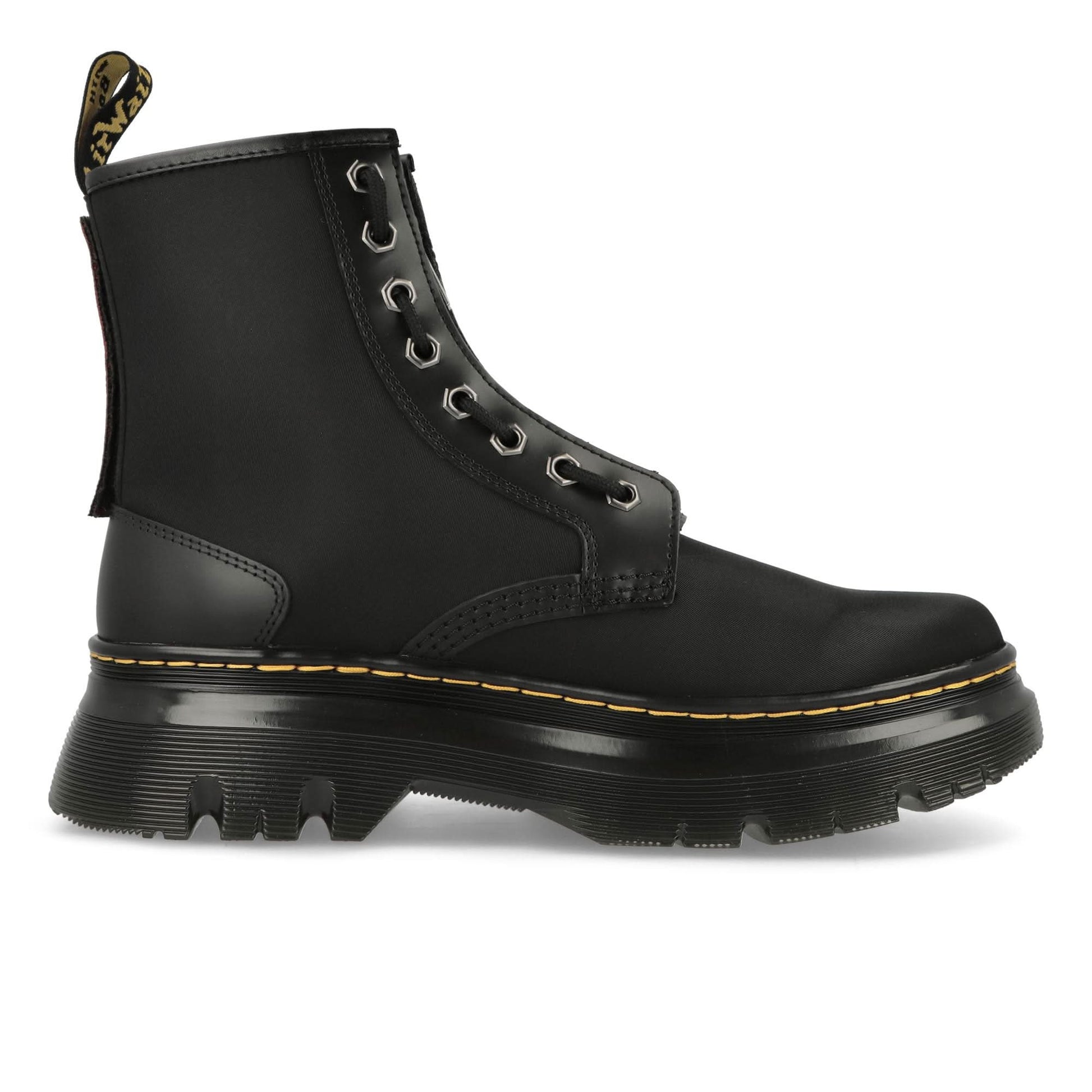 Dr. Martens Tarik Black Boots Detail view 2 | Gate