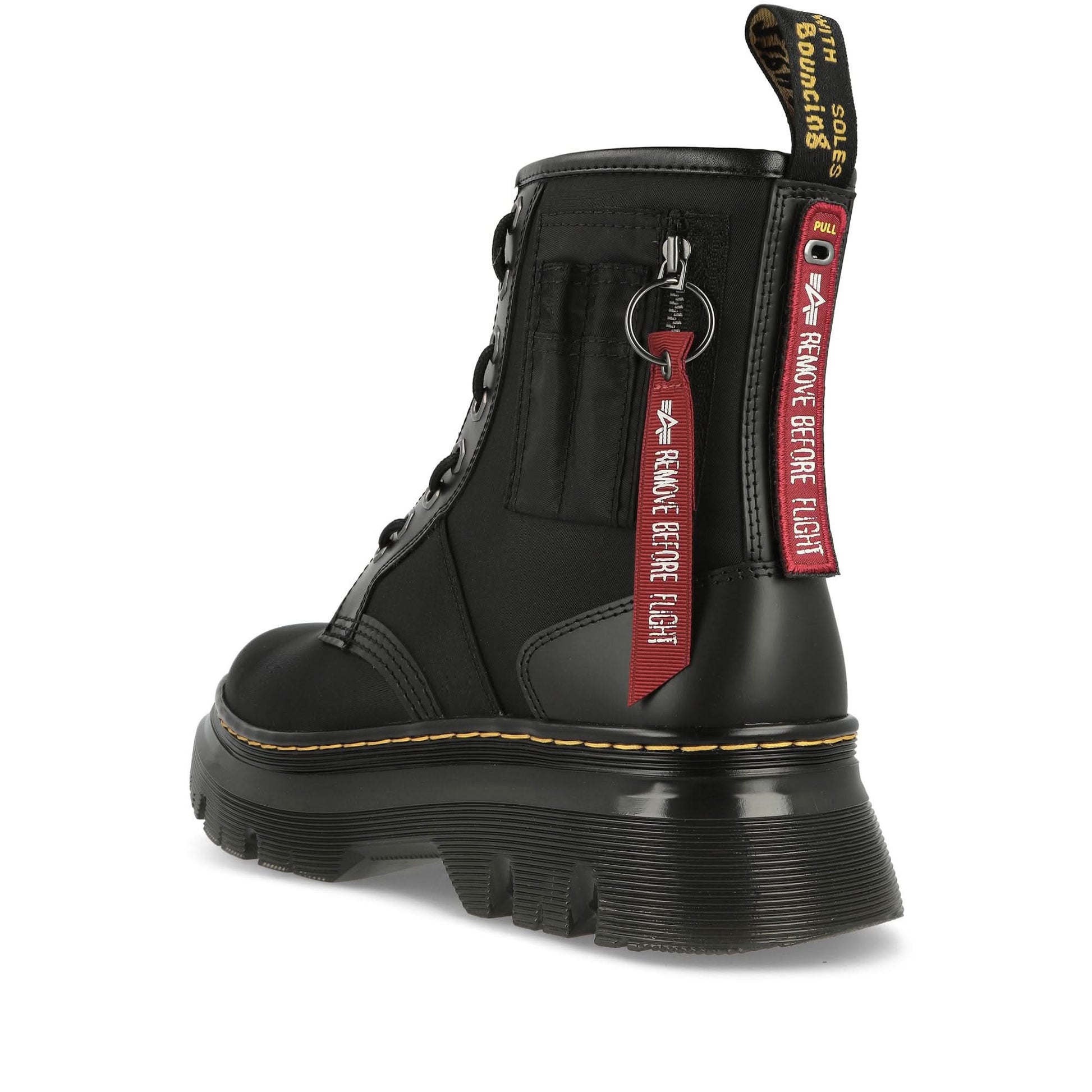 Dr. Martens Tarik Black Boots Detail view 3 | Gate