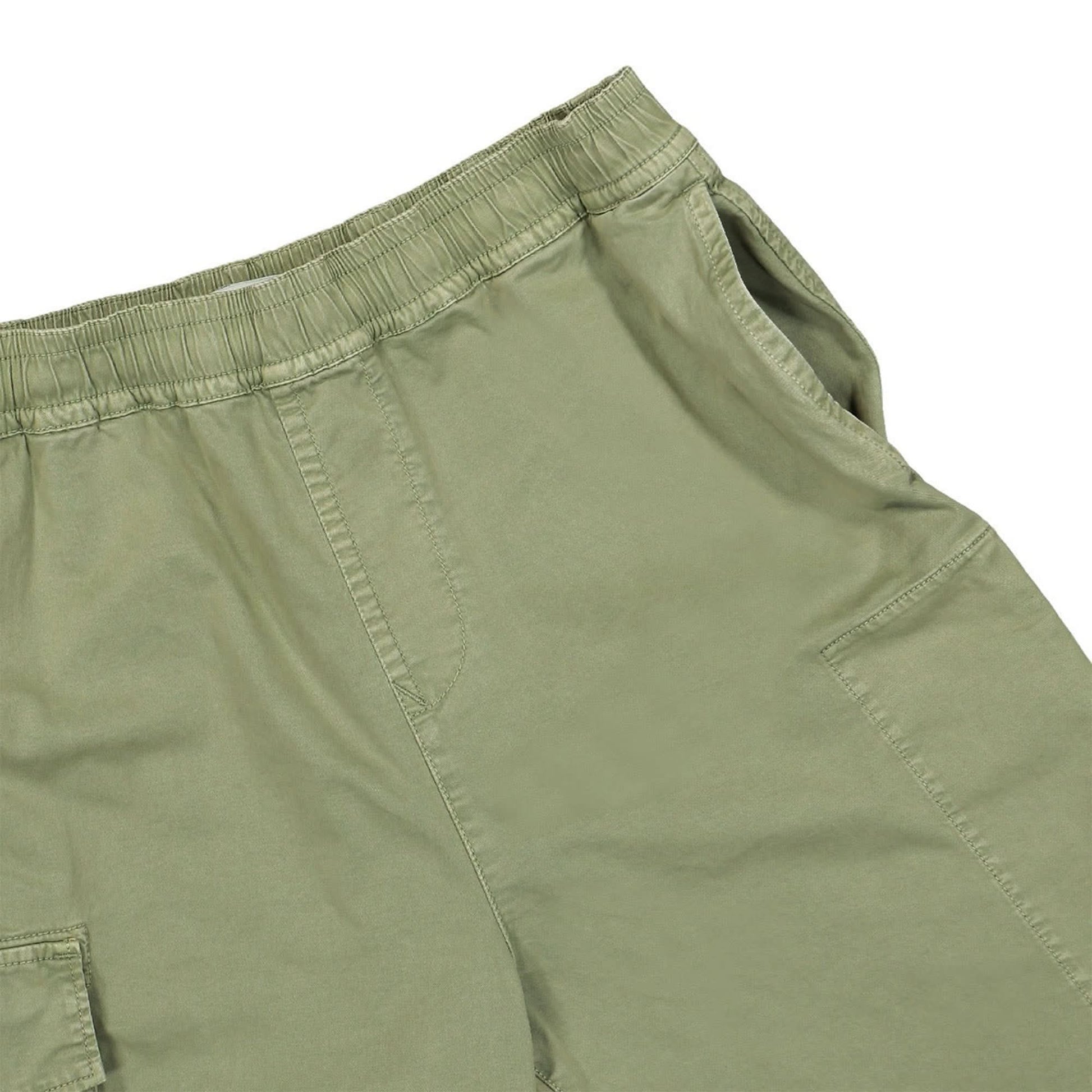 Stone Island Bermuda Comfort Shorts Green Detail view 5 | Gate