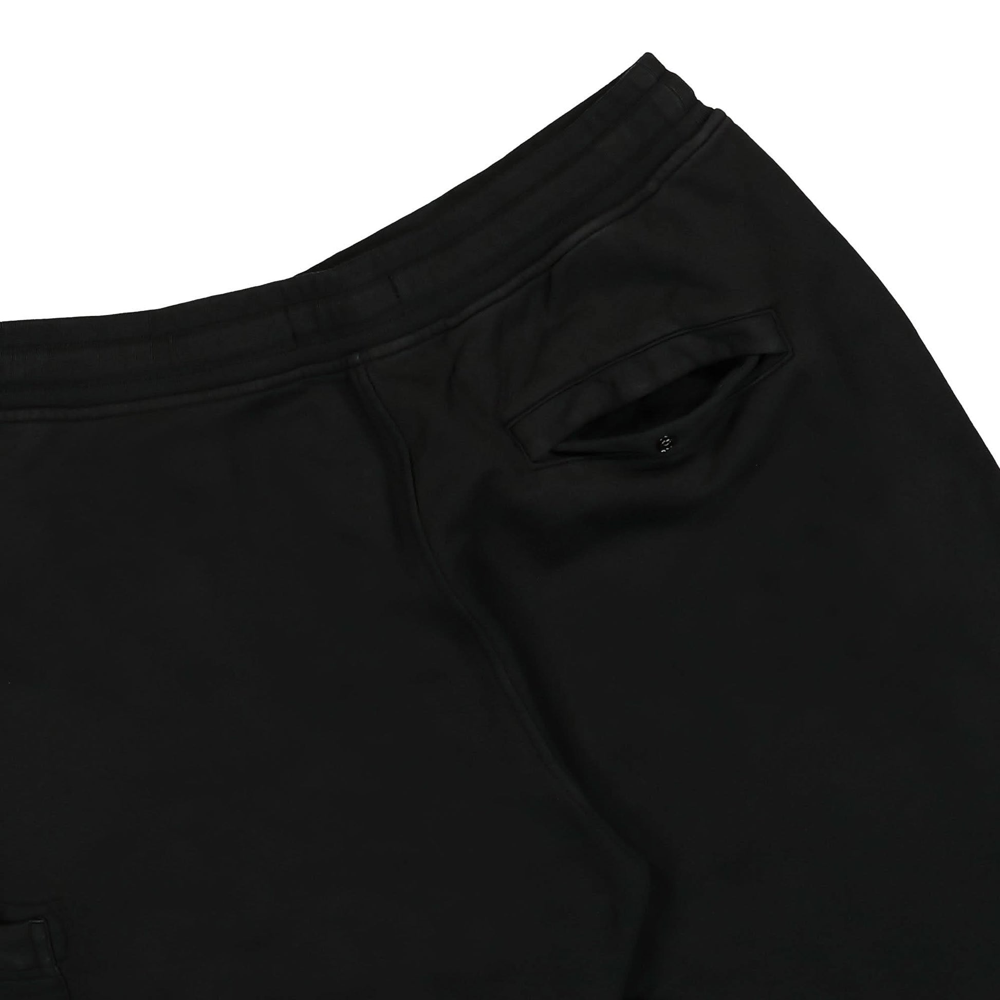 Stone Island Bermuda Sweatshorts Black Detail view 5 | Gate