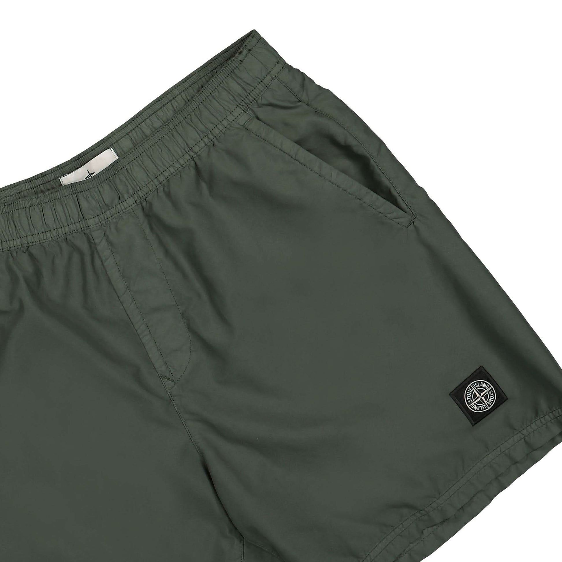 Stone Island Shorts Green Detail view 4 | Gate