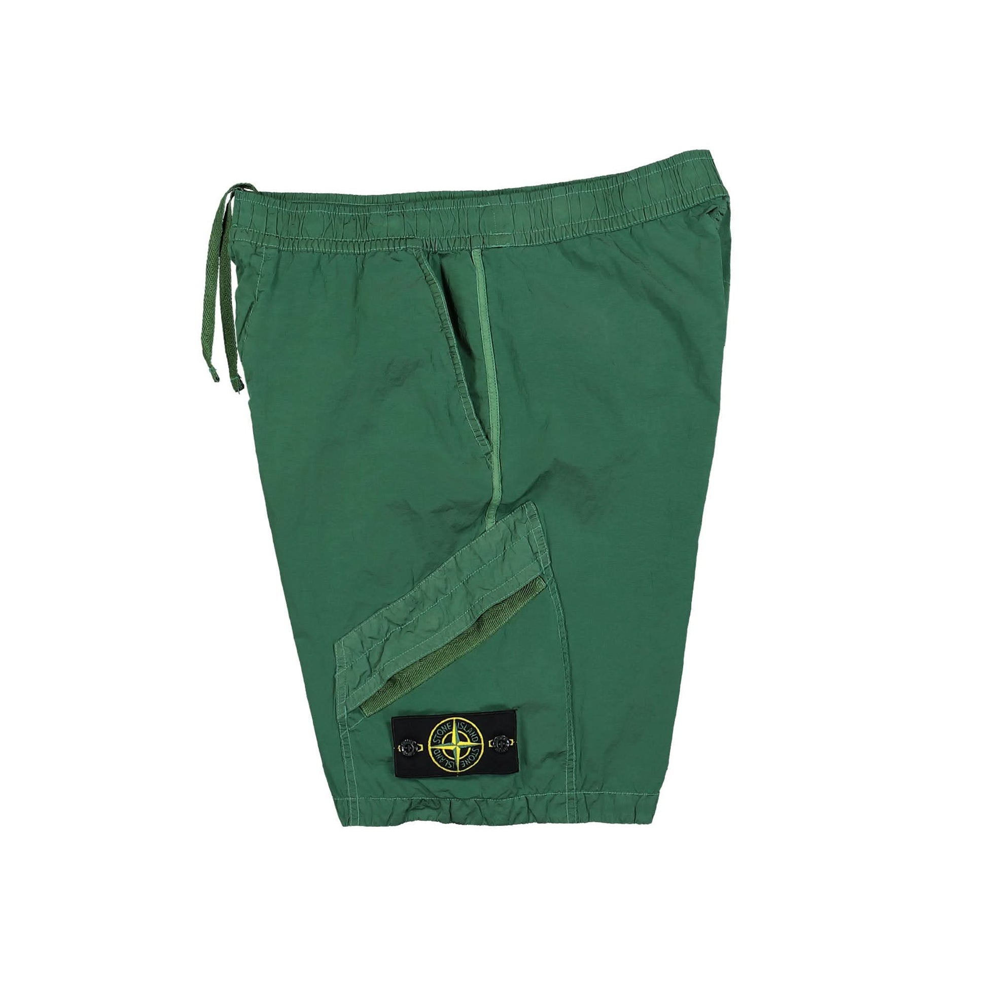 Stone Island Comfort Bermuda Shorts Green Detail view 3 | Gate