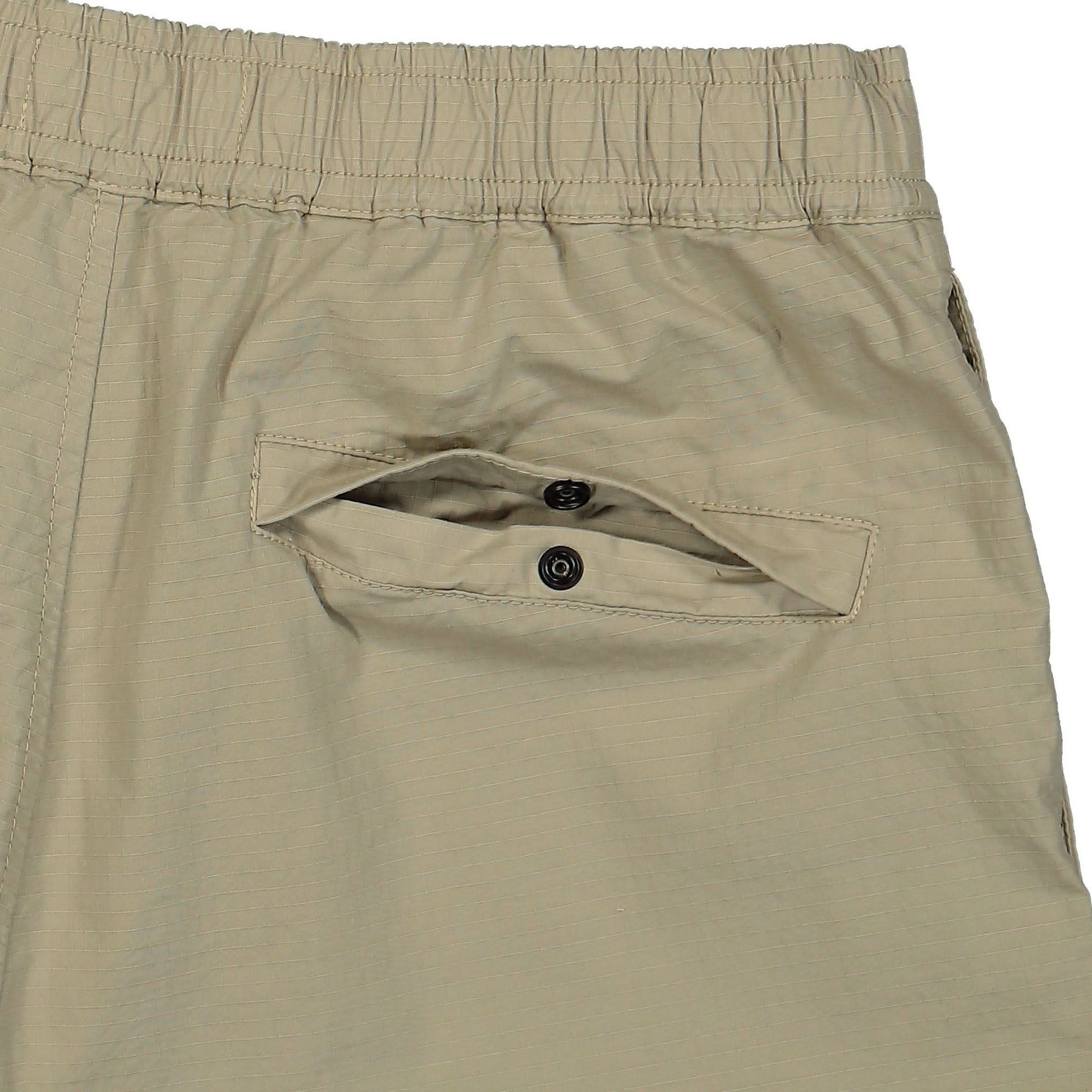 Stone Island Comfort Bermuda Shorts Beige Detail view 5 | Gate