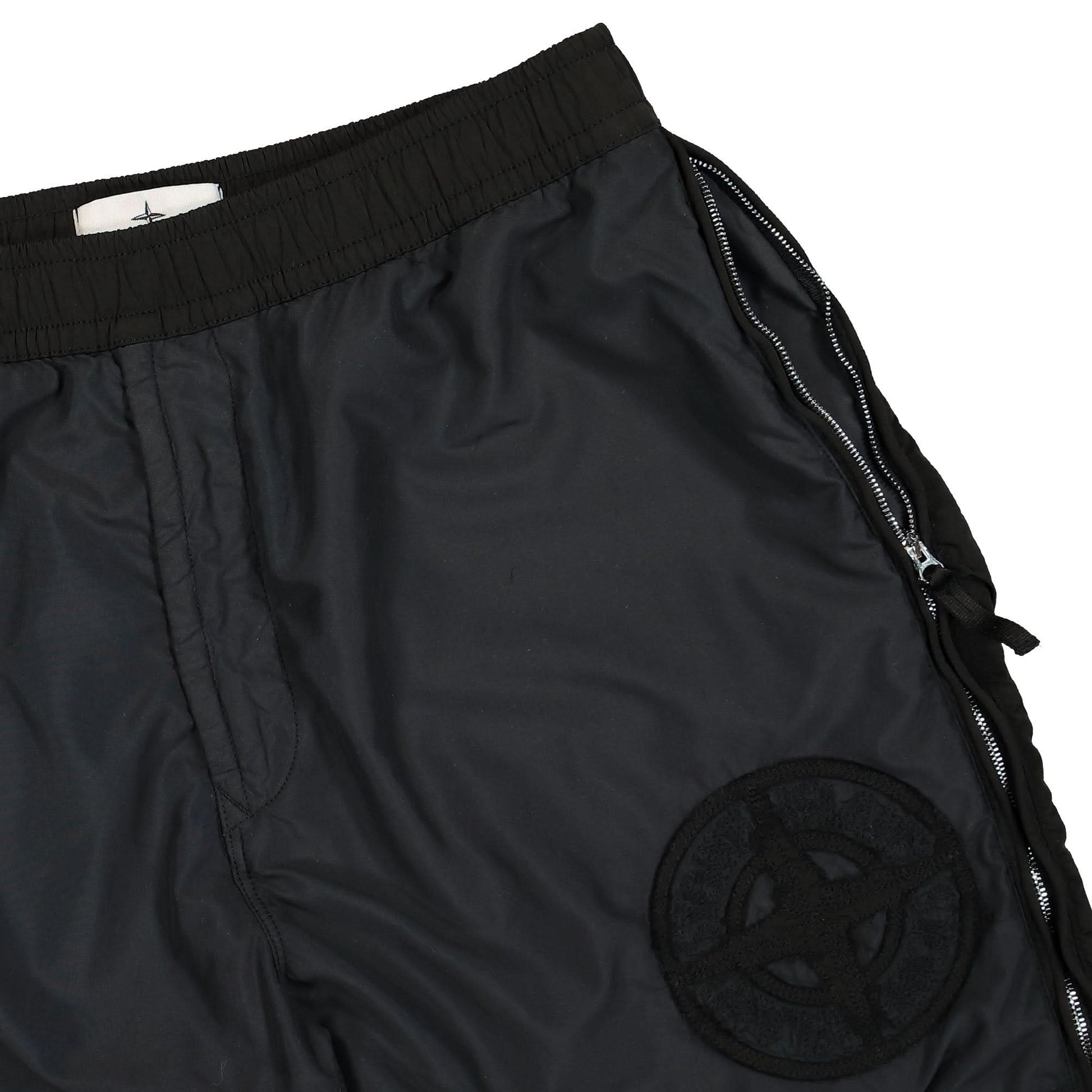 Stone Island Loose Pant Black Detail view 4 | Gate