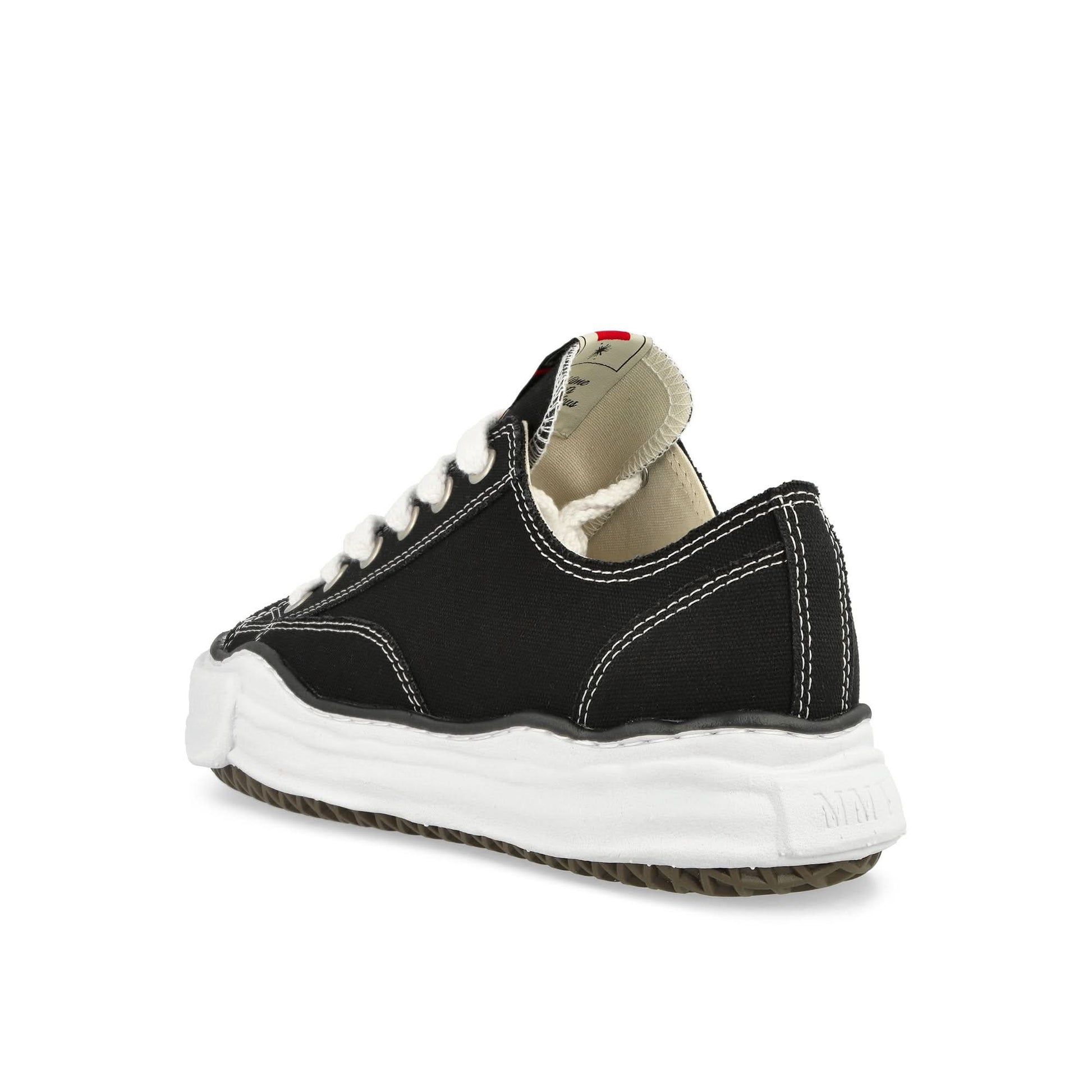 Maison Mihara Yasuhiro Peterson Low Black Sneaker Detail view 3 | Gate