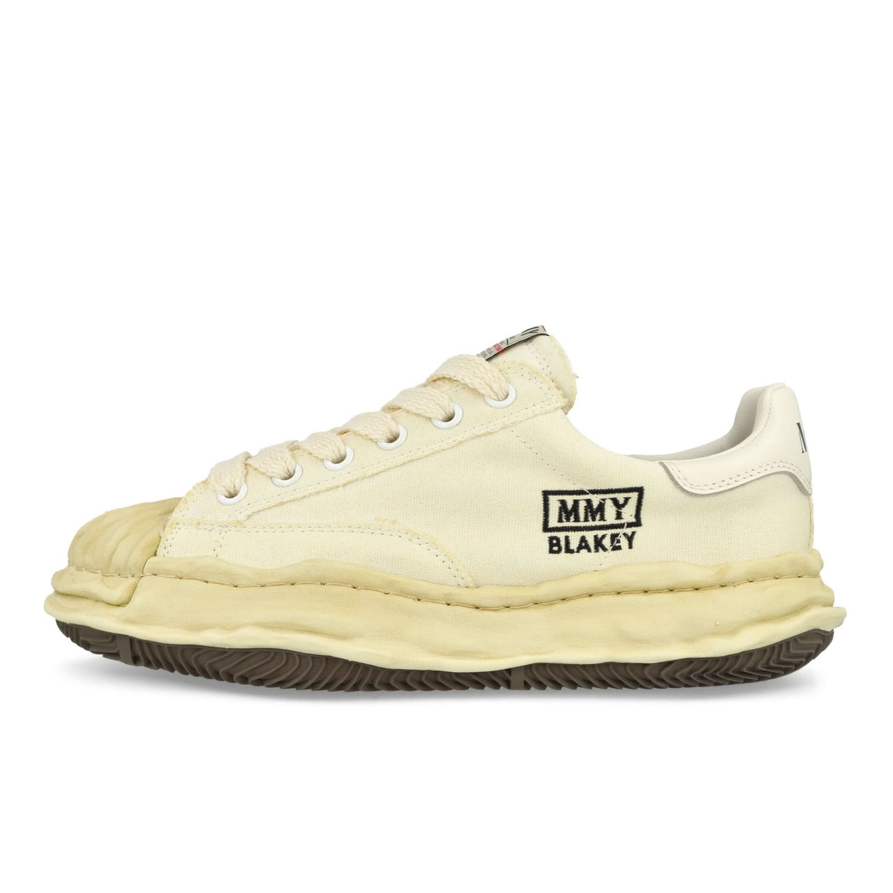Maison Mihara Yasuhiro Blakey Low White Sneaker Detail view 1 | Gate