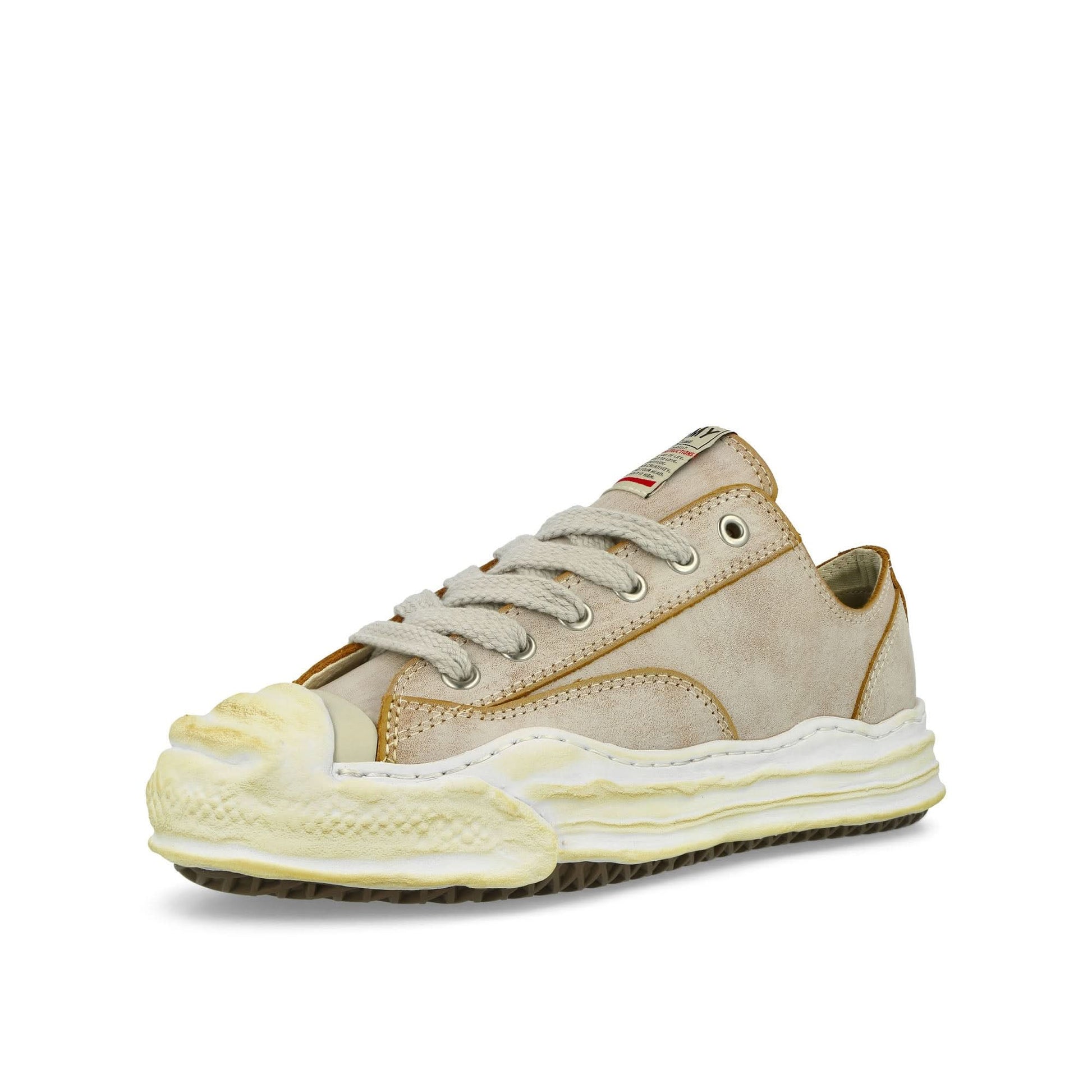 Maison Mihara Yasuhiro Hank Low White Sneaker Detail view 4 | Gate