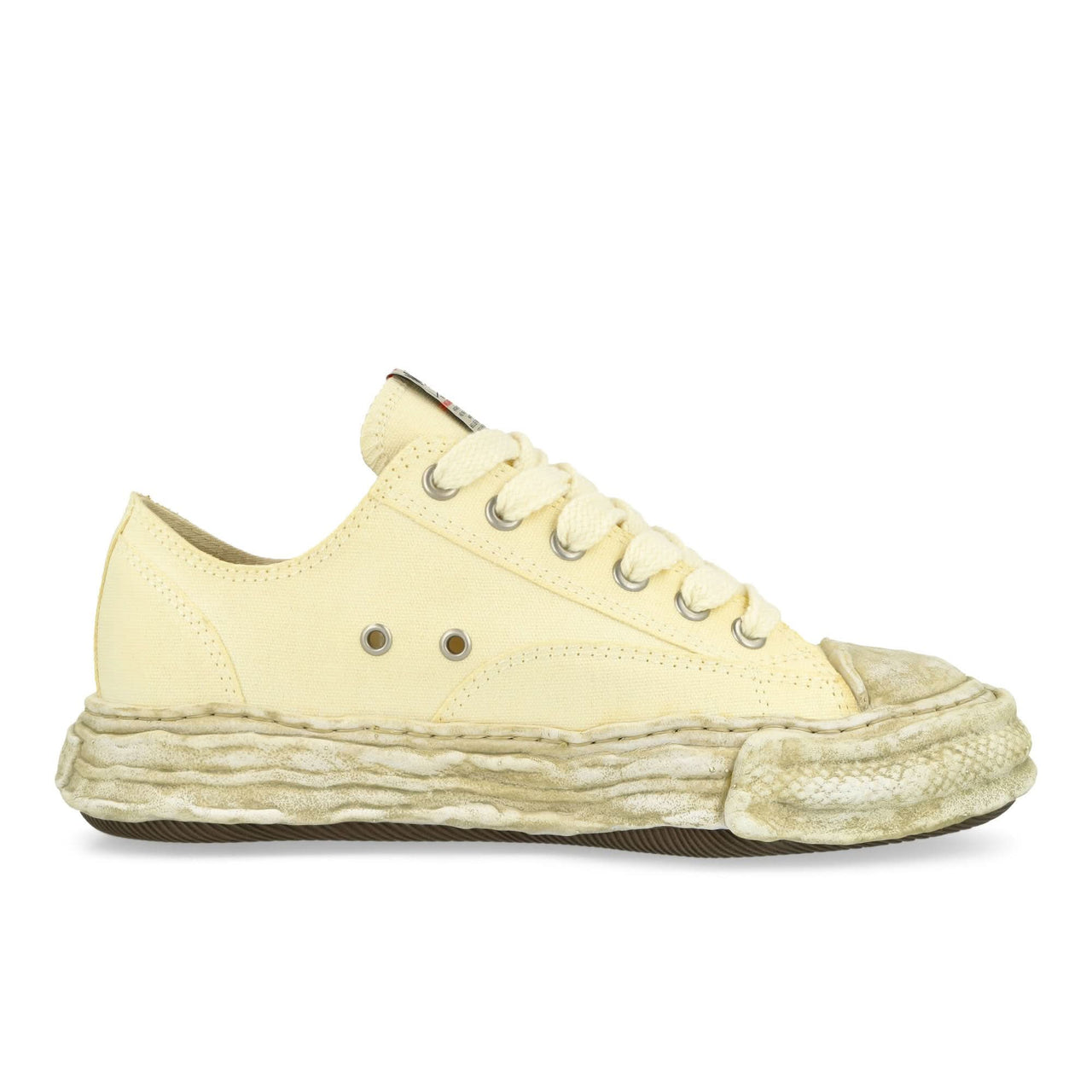 Maison Mihara Yasuhiro Peterson 23 Low White Sneaker Detail view 1 | Gate