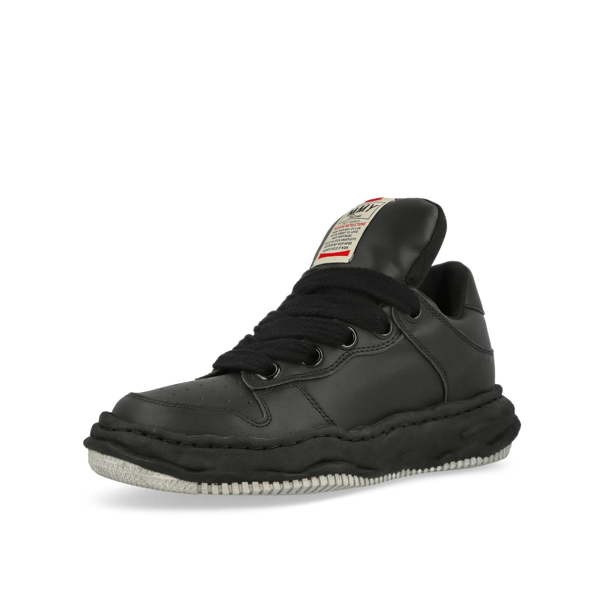 Maison Mihara Yasuhiro Wayne Black Sneaker Detail view 4 | Gate