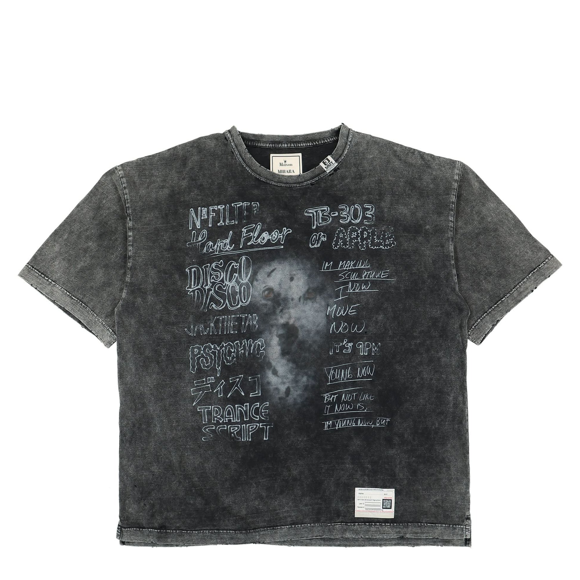Maison Mihara Yasuhiro Bleached Tee Black Detail view 1 | Gate