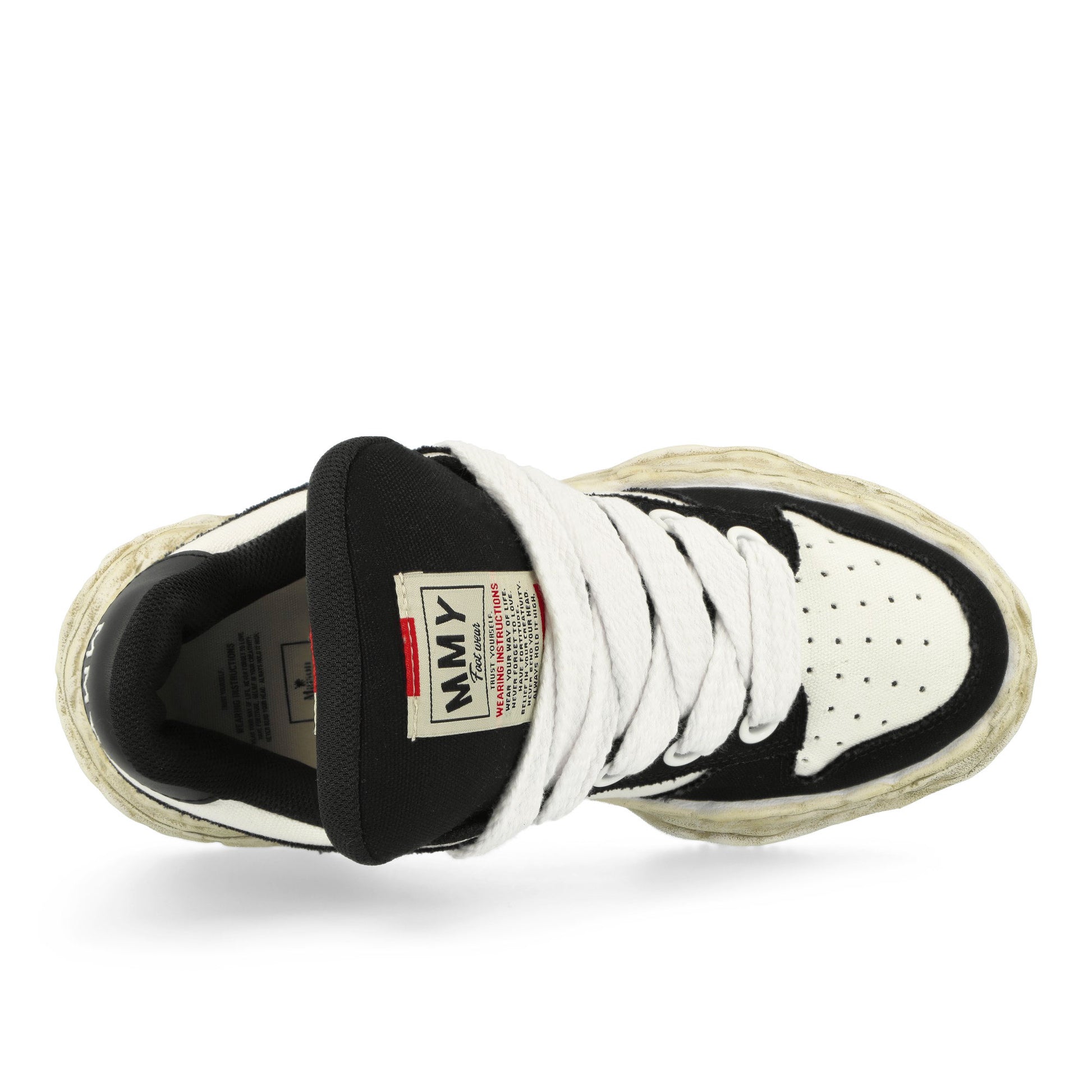 Maison Mihara Yasuhiro Wayne Low Black Sneaker Detail view 5 | Gate