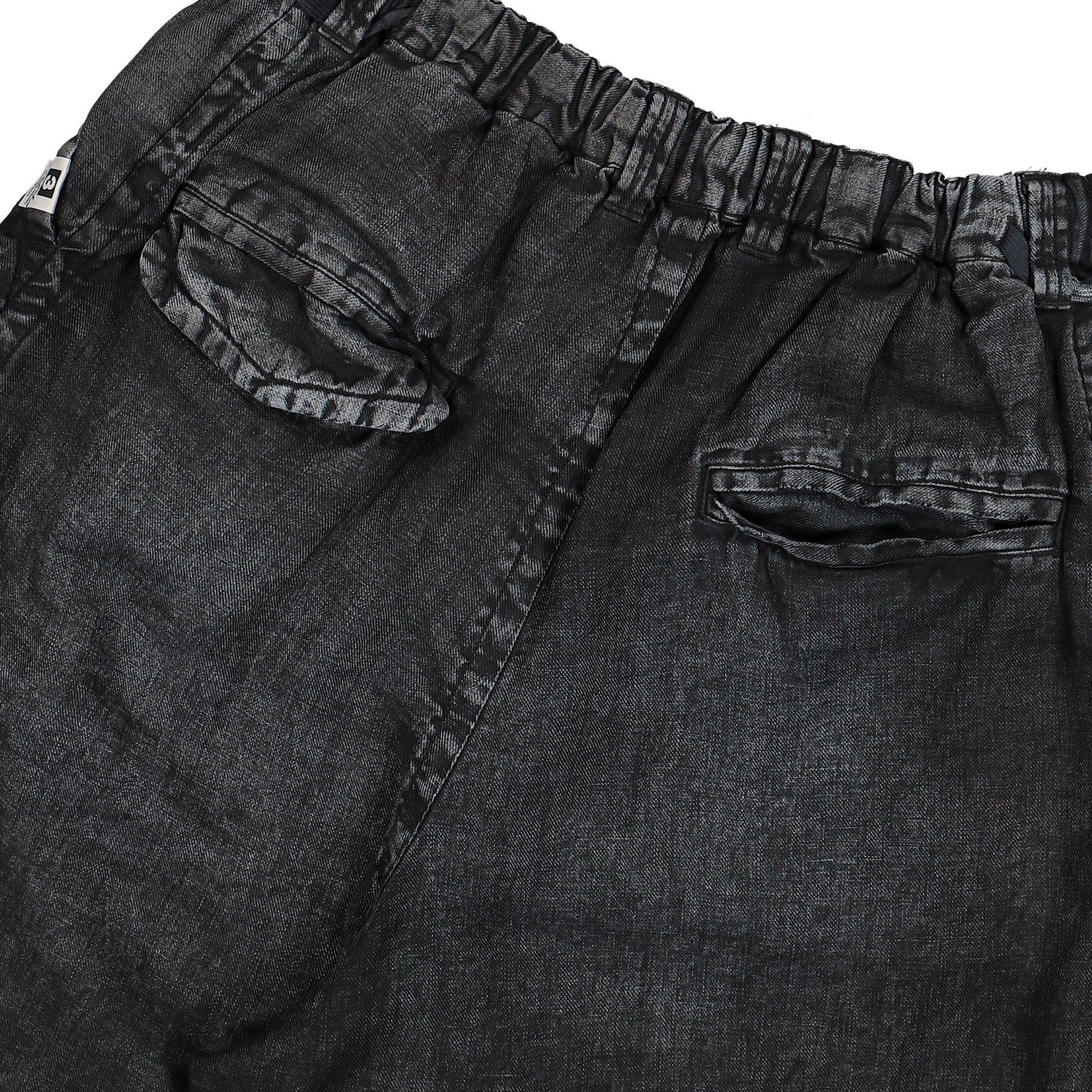 Maison Mihara Yasuhiro Aged Wide Shorts Black Detail view 7 | Gate