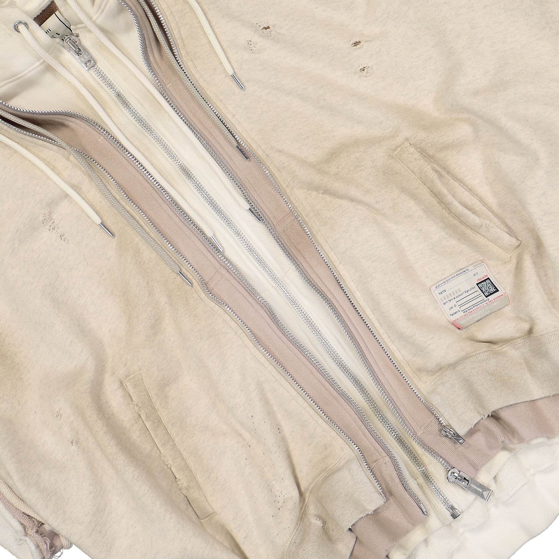 Maison Mihara Yasuhiro Triple Layered No Sleeve Parka Beige Detail view 4 | Gate