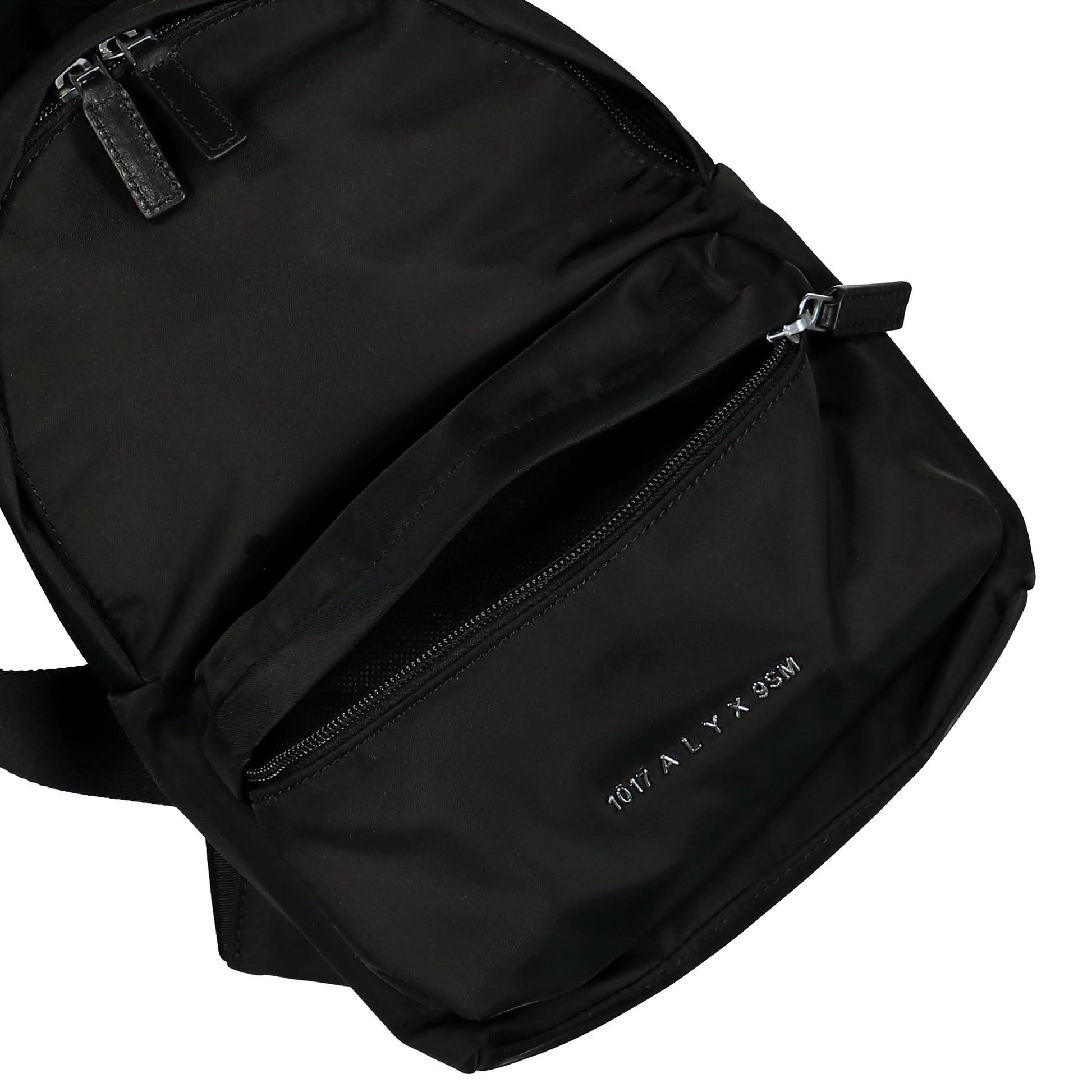 1017 Alyx 9SM Buckle Crossbody Bag Black Detail view 3 | Gate