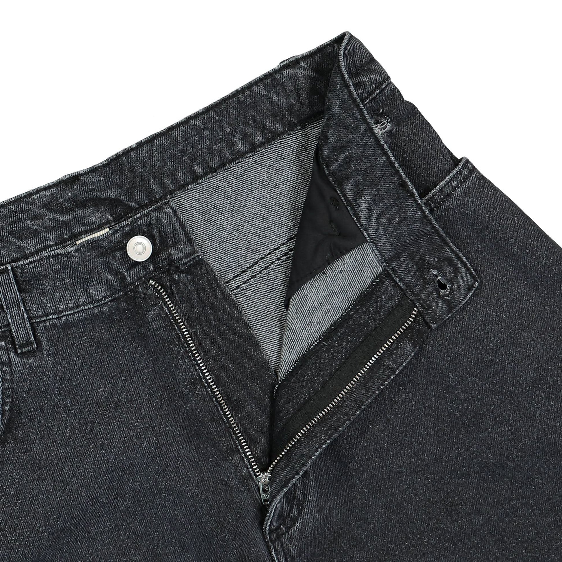 1017 Alyx 9SM Distressed Carpenter Shorts With Buckle Black Detail view 4 | Gate