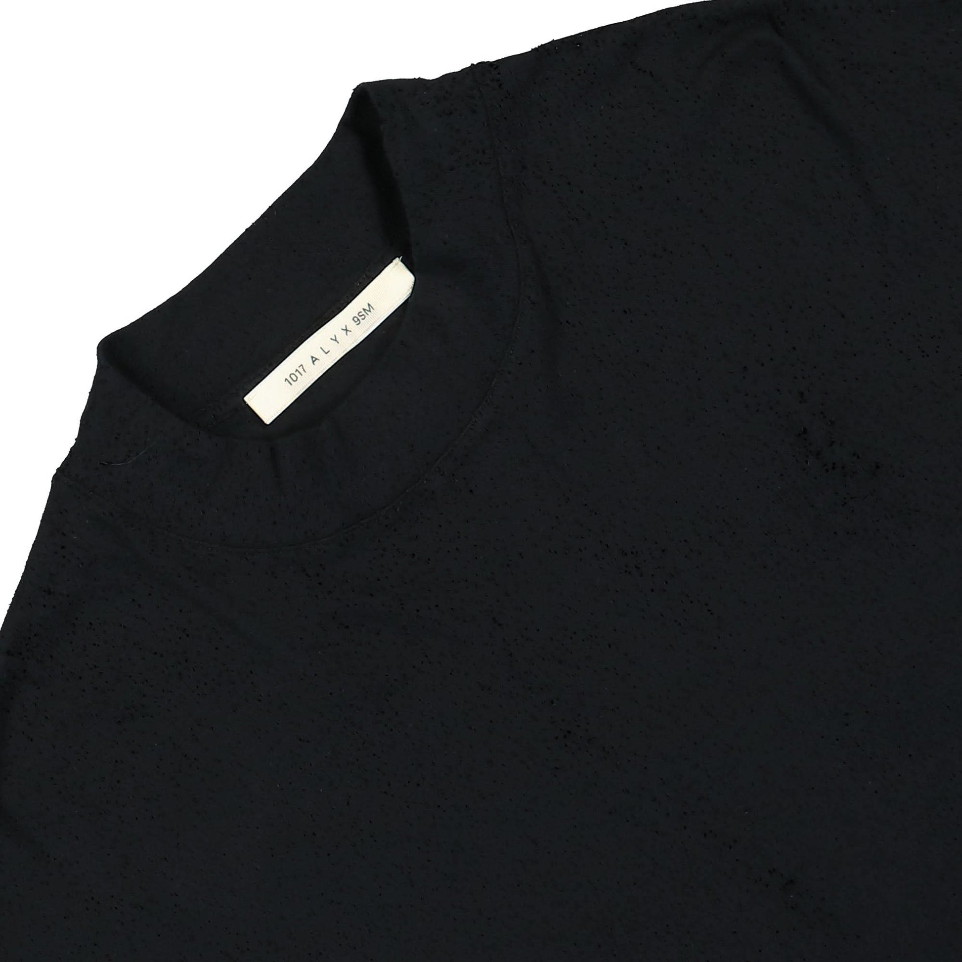 1017 Alyx 9SM Distressed Oversized T-Shirt Black Detail view 3 | Gate