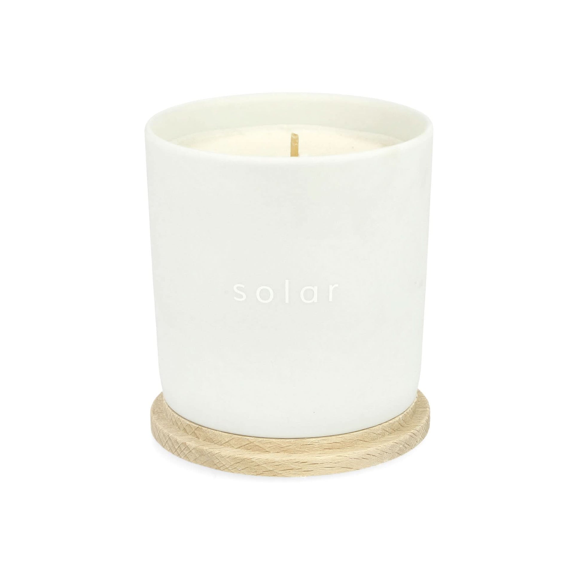 Amen Chakra 03 Solar: Ginger Scented Candle Multicolor Detail view 1 | Gate