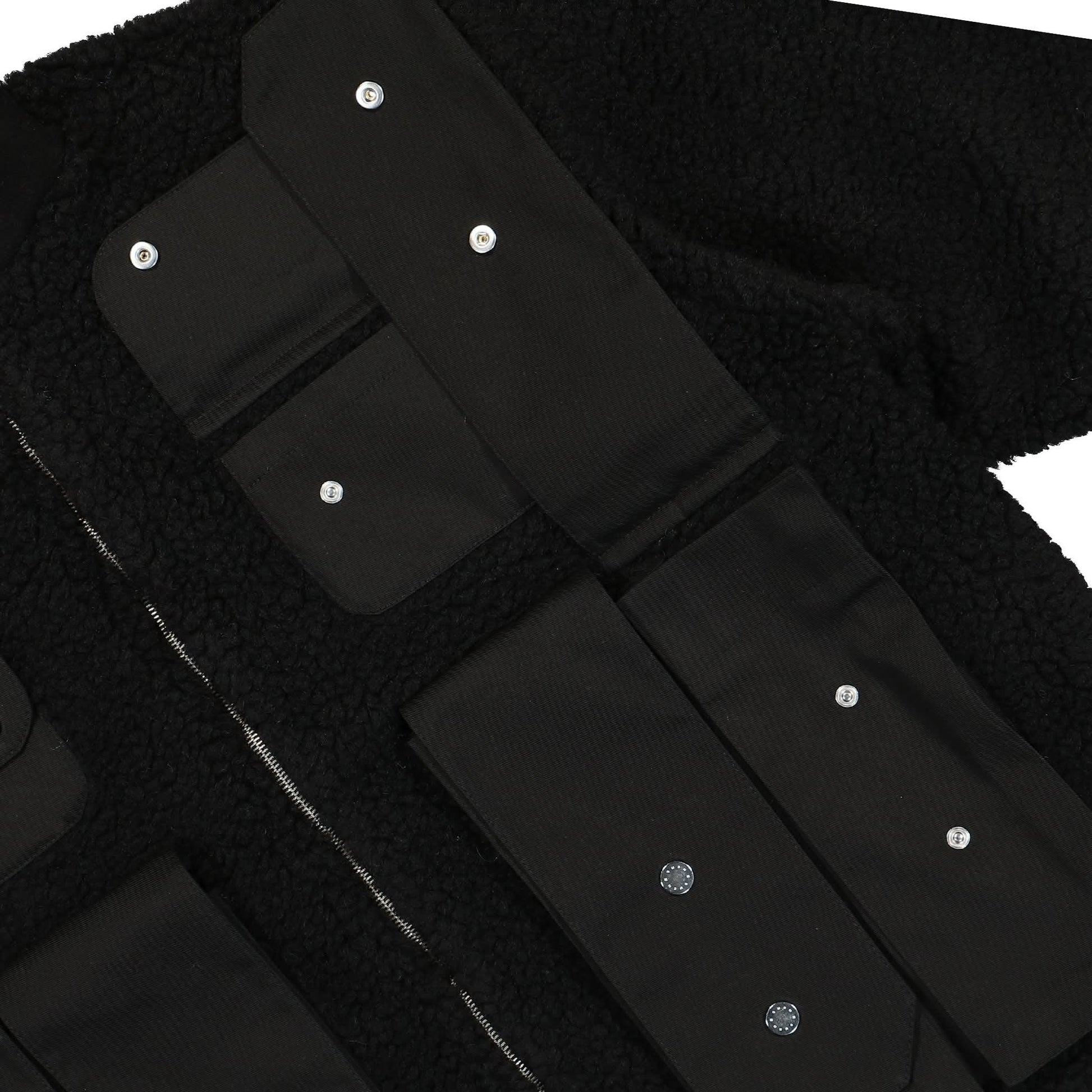 GmbH Bernt Fleece Jacket With Bellow Pockets Black Detail view 4 | Gate