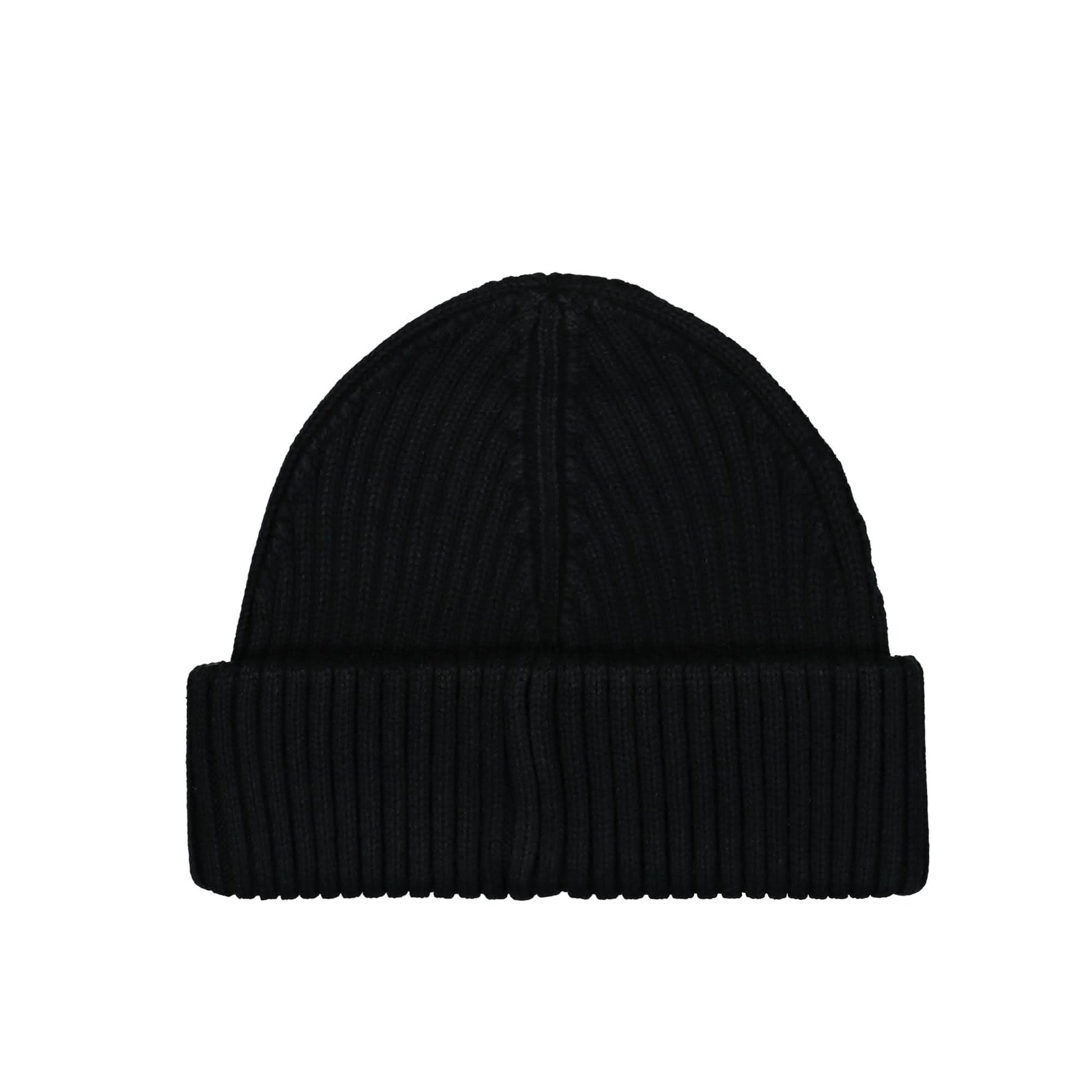 Fred Perry Patch Brand Chunky Rib Beanie Black Detail view 2 | Gate