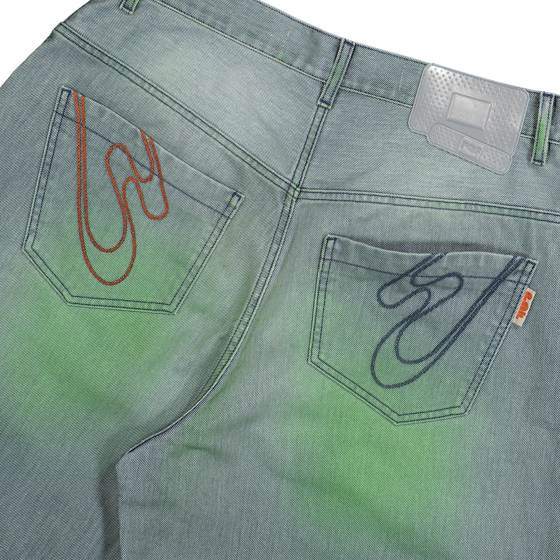 PDF Knee Short Green Detail view 6 | Gate