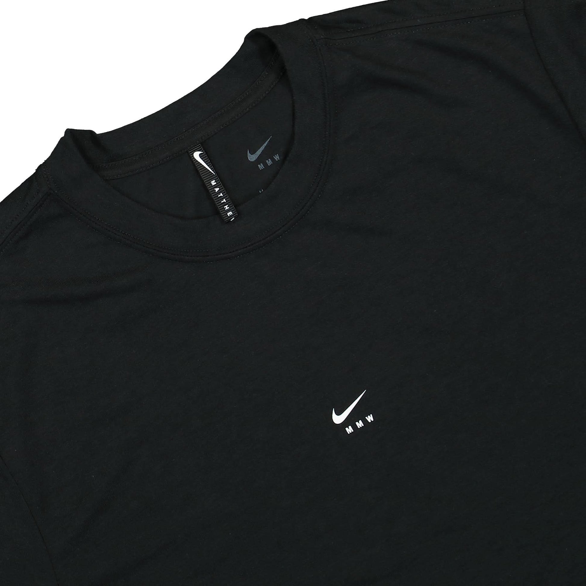 Nike NRG Short Sleeve Top Black Detail view 3 | Gate