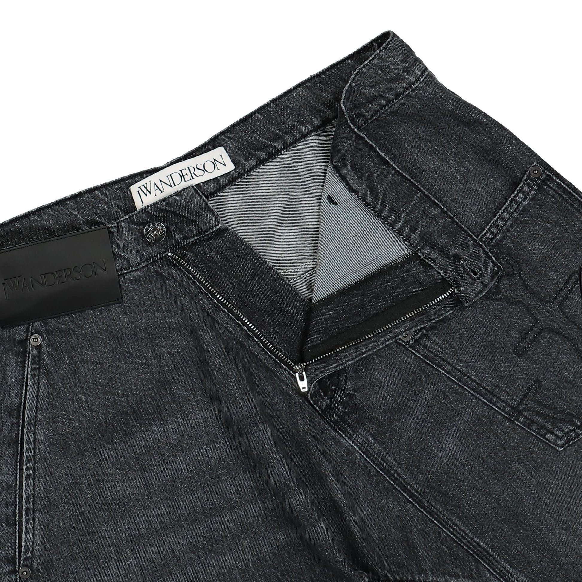 JW Anderson Twisted Workwear Shorts Grey Detail view 5 | Gate