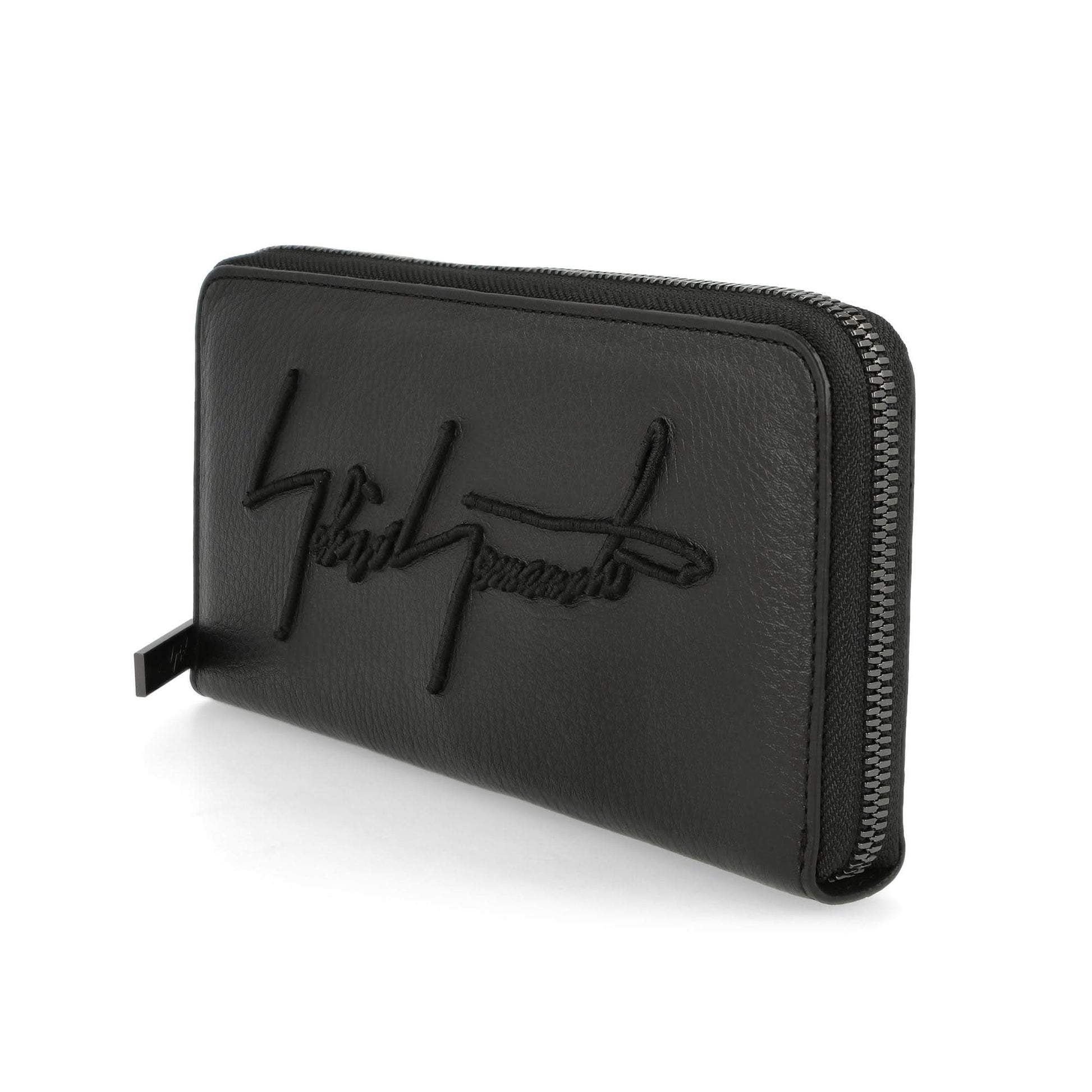 Yohji Yamamoto "Discord" YY Round Zipper Wallet Black Detail view 2 | Gate
