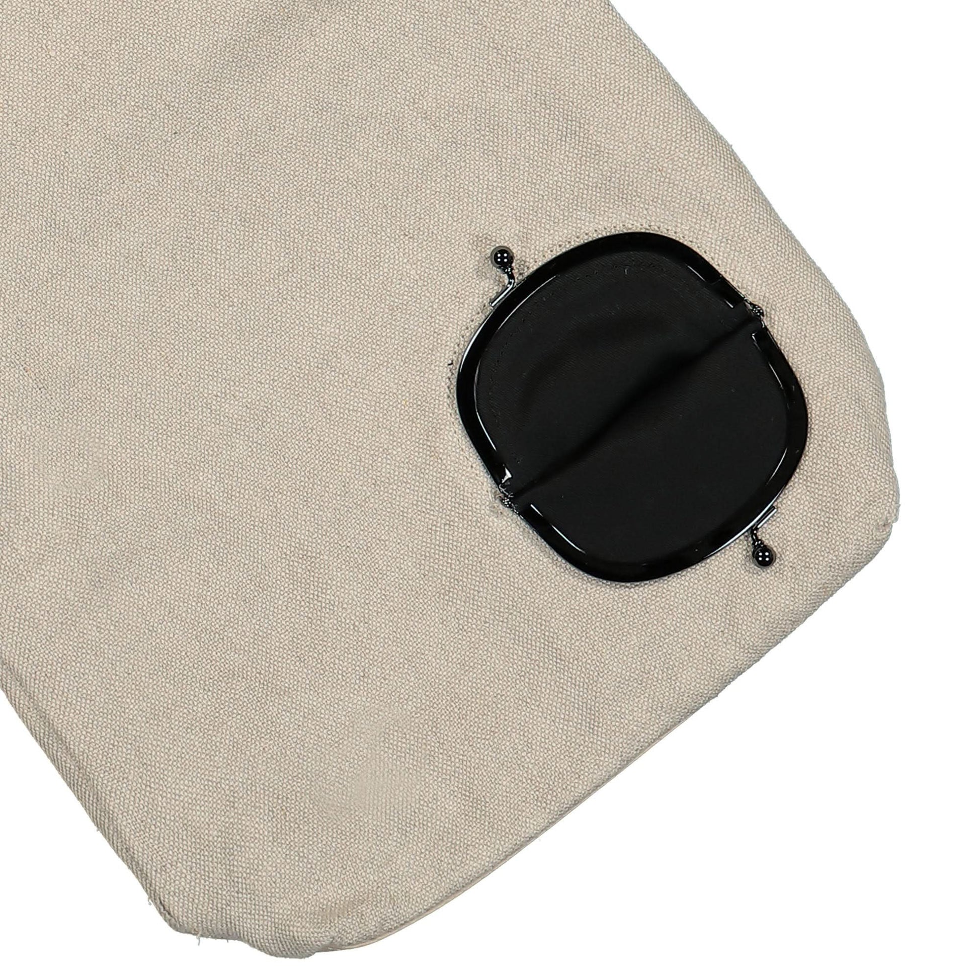 Yohji Yamamoto "Discord" Crasp Tote S Beige Detail view 4 | Gate
