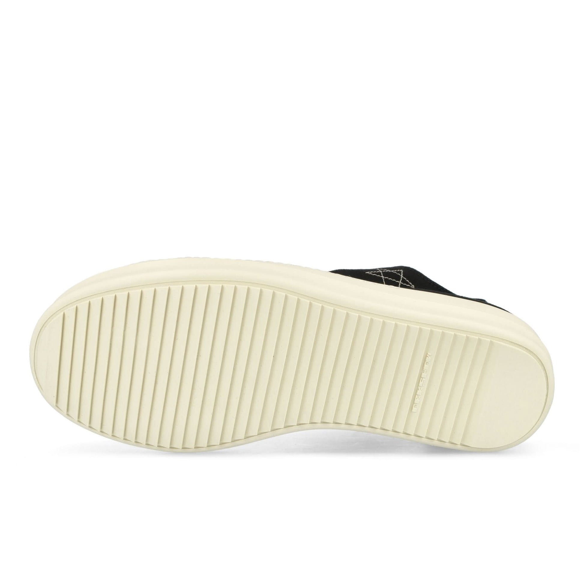 Rick Owens Luxor Low Sneaks Black Sneaker Detail view 6 | Gate
