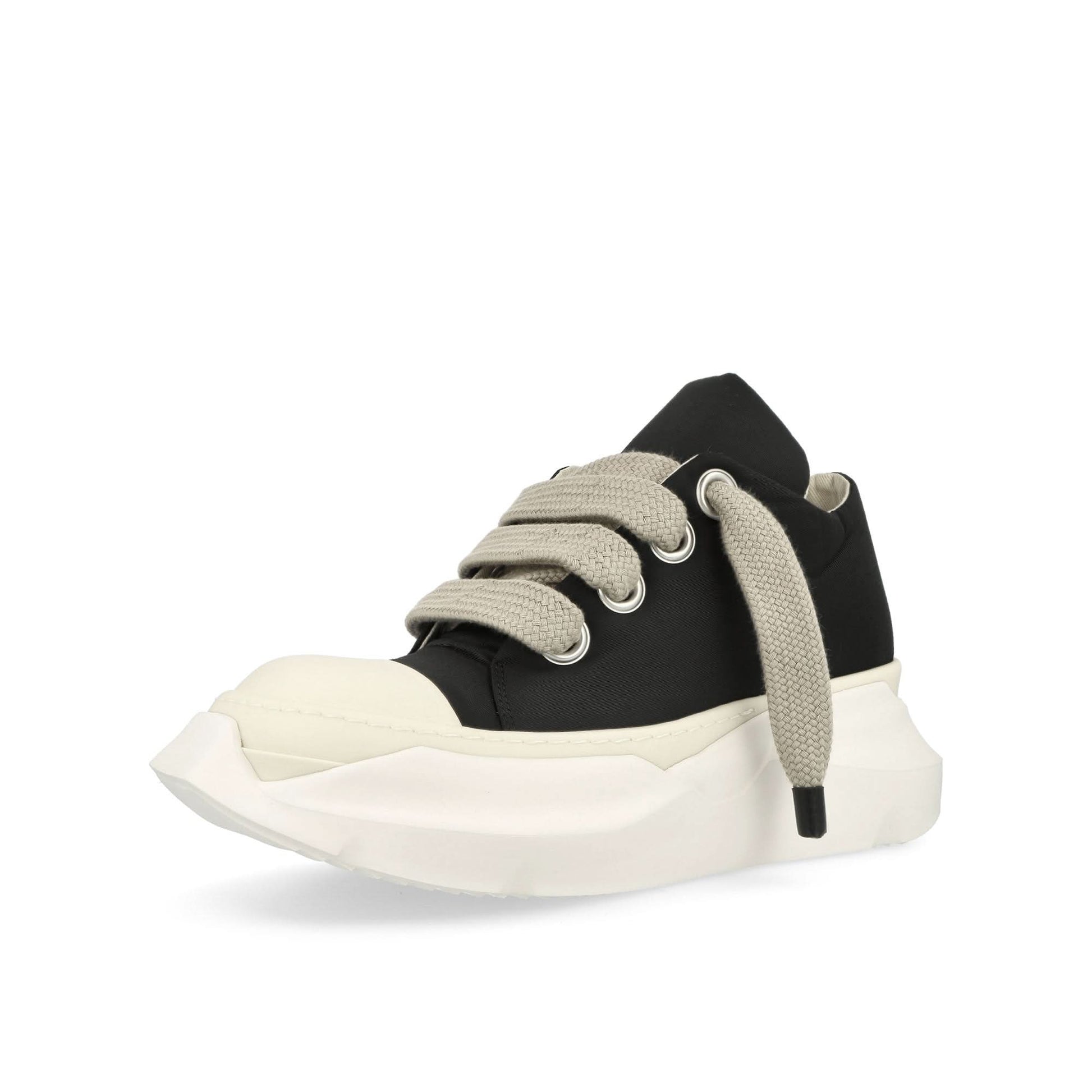 Rick Owens Jumbo Laces Abstract Low Sneak Black Sneaker Detail view 4 | Gate