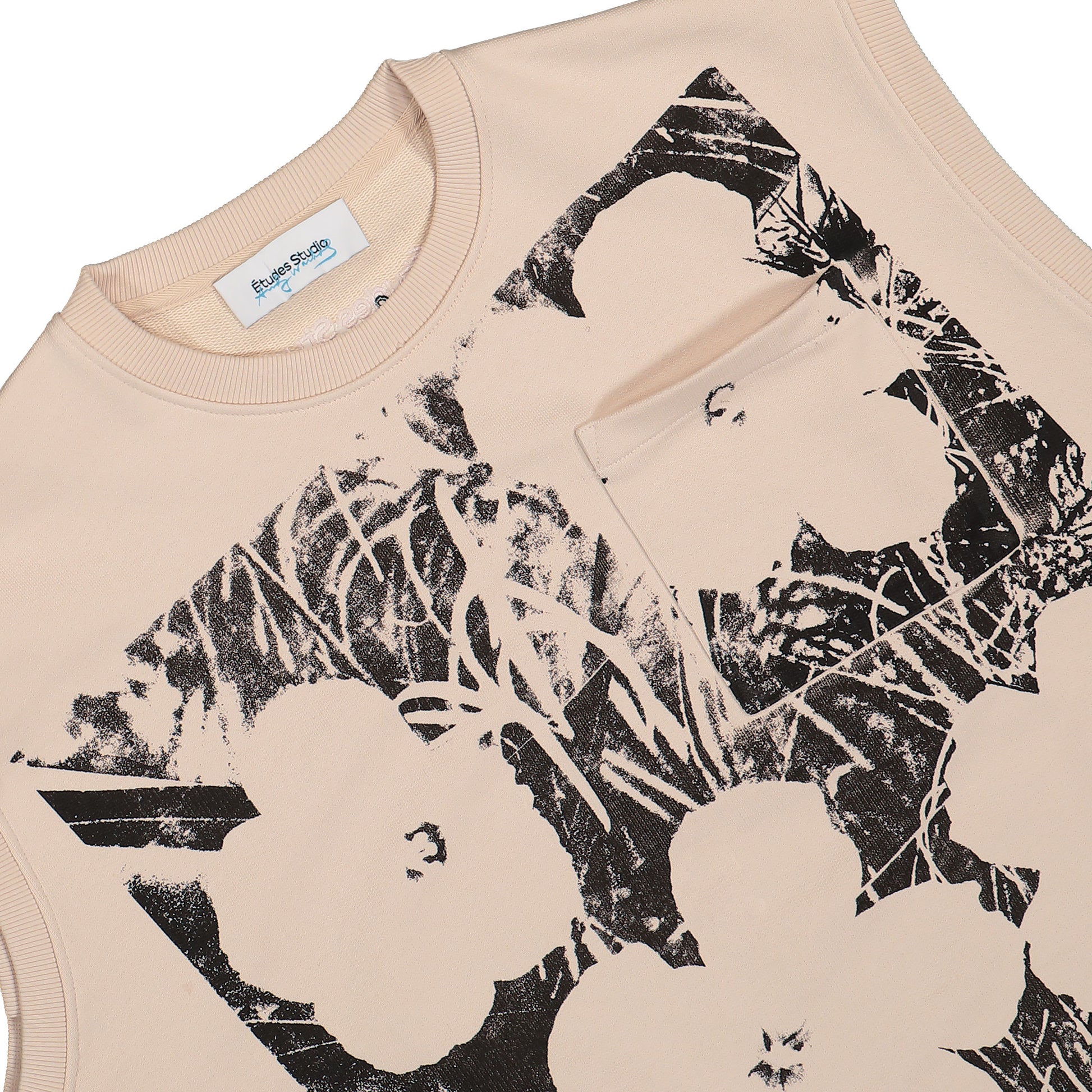 Études Studio Boxy Fit Crew AW Flowers Beige Detail view 3 | Gate