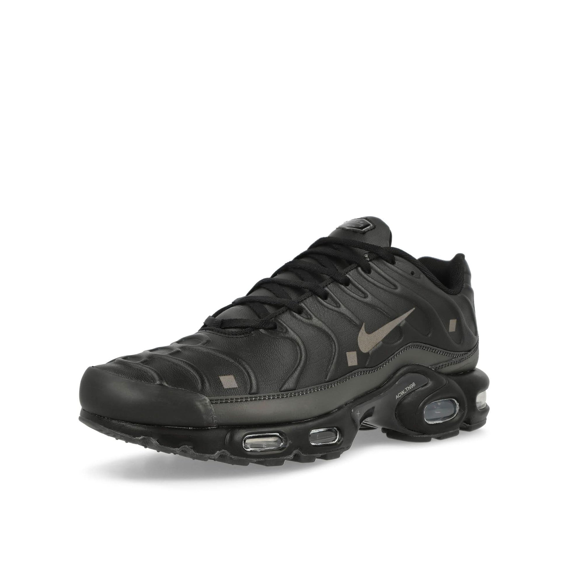 Nike Air Max Plus Black Sneaker Detail view 4 | Gate