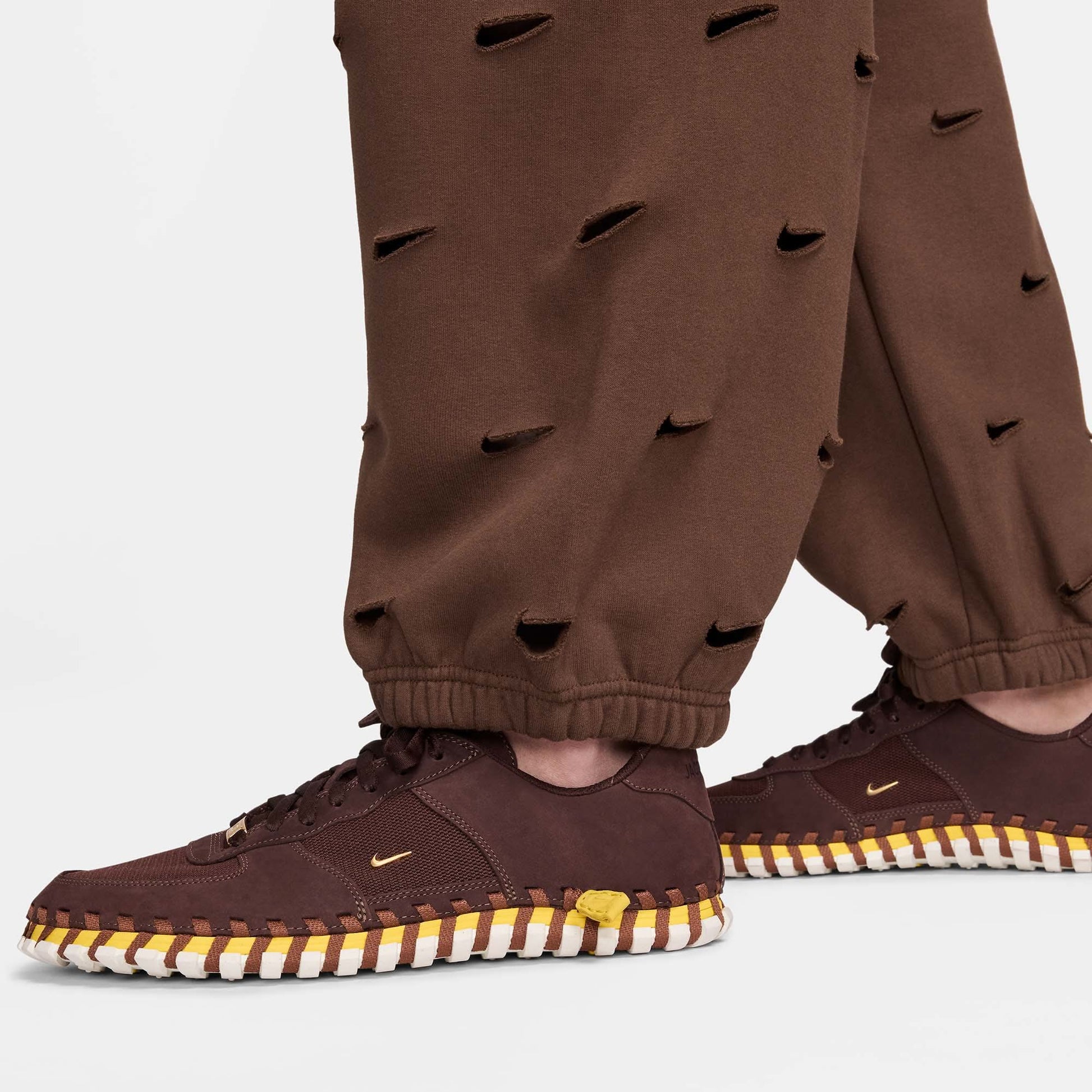 Nike J Force 1 Low Lx Sp Brown Sneaker Detail view 2 | Gate