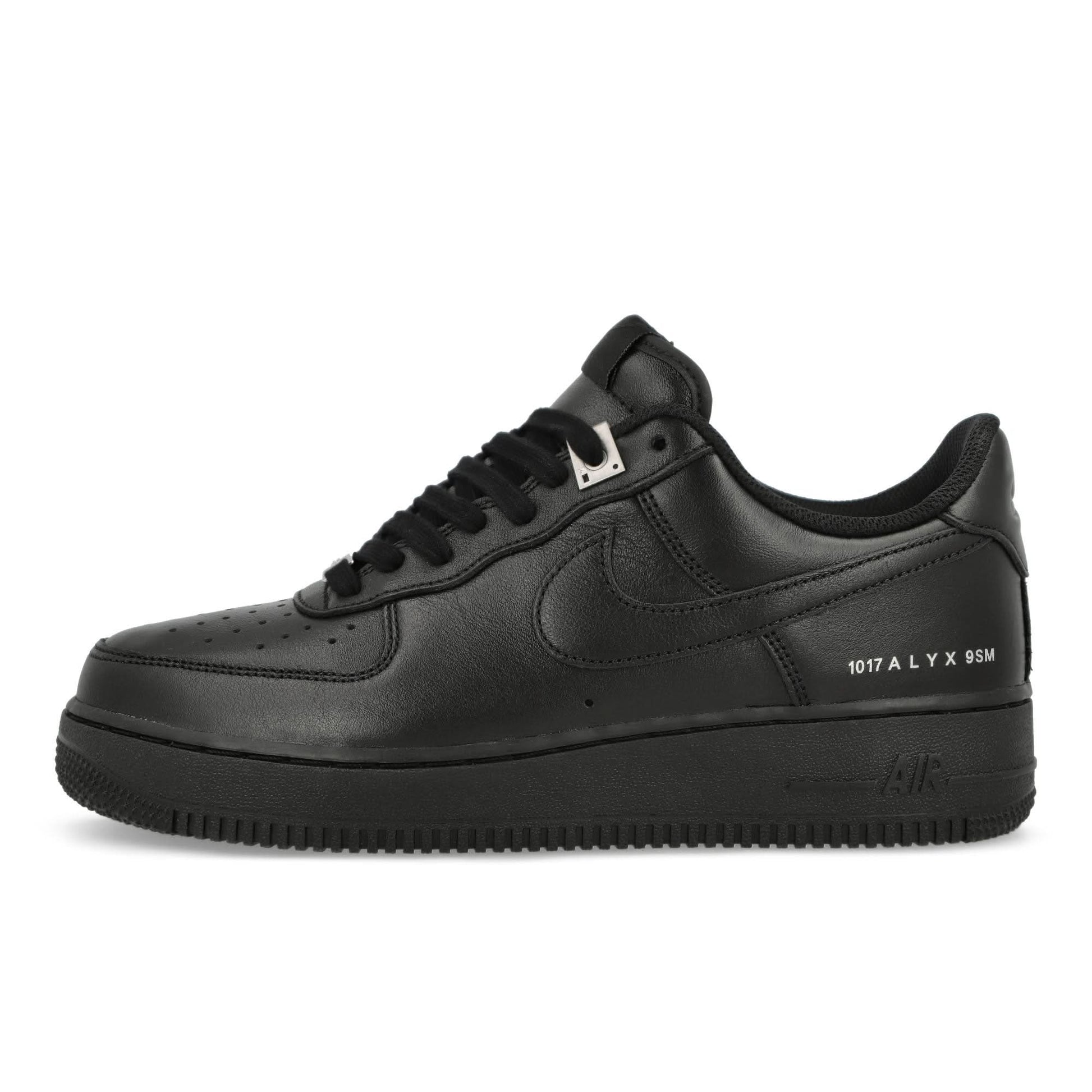 1017 Alyx 9SM Air Force 1 Low SP Black Sneaker Detail view 1 | Gate