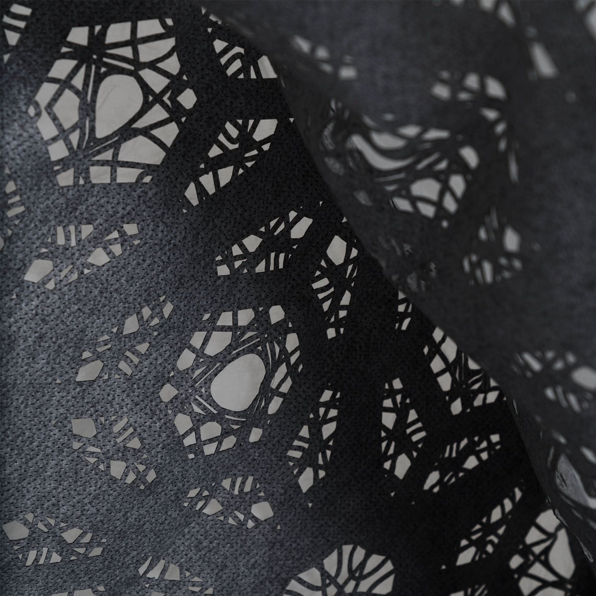 Nike NRG Ispa Metamorph Poncho Grey Detail view 7 | Gate