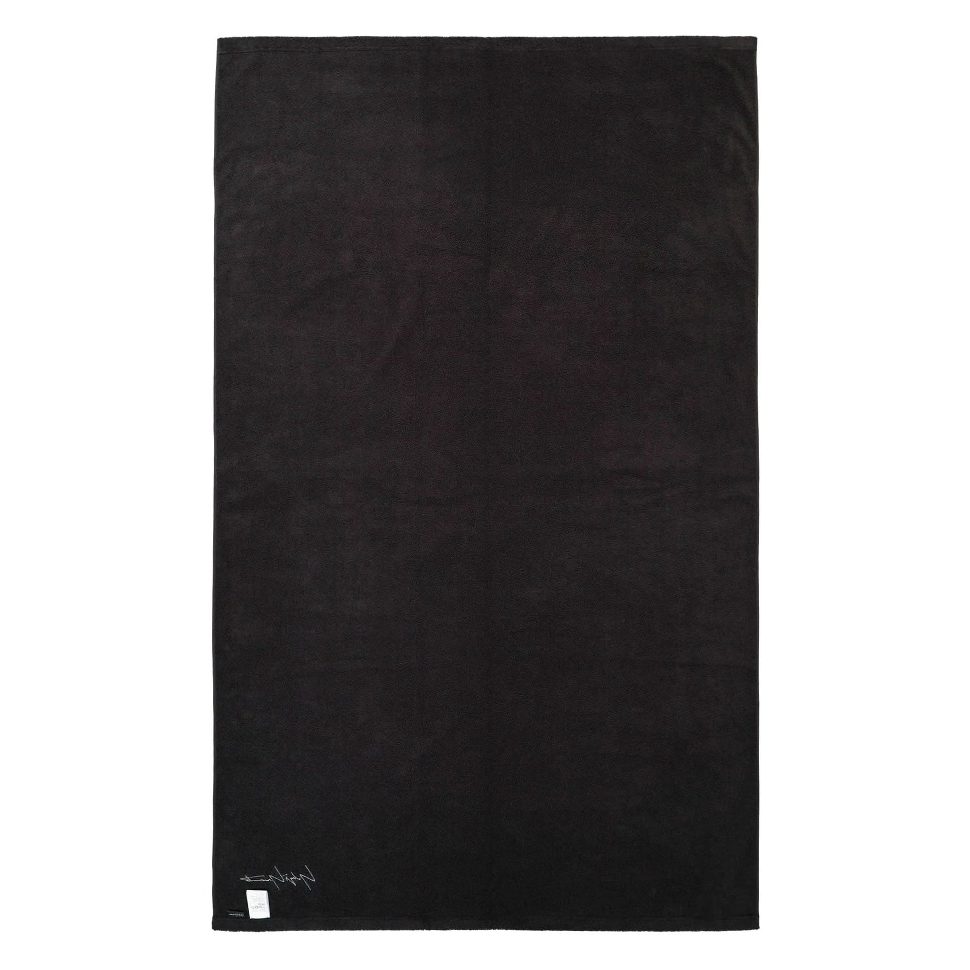 Yohji Yamamoto Homme Large Bathtowel Black Detail view 2 | Gate