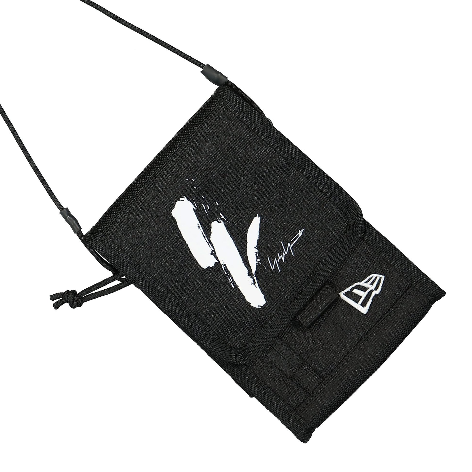 Yohji Yamamoto Homme Neck Pouch YY Logo Black Detail view 3 | Gate