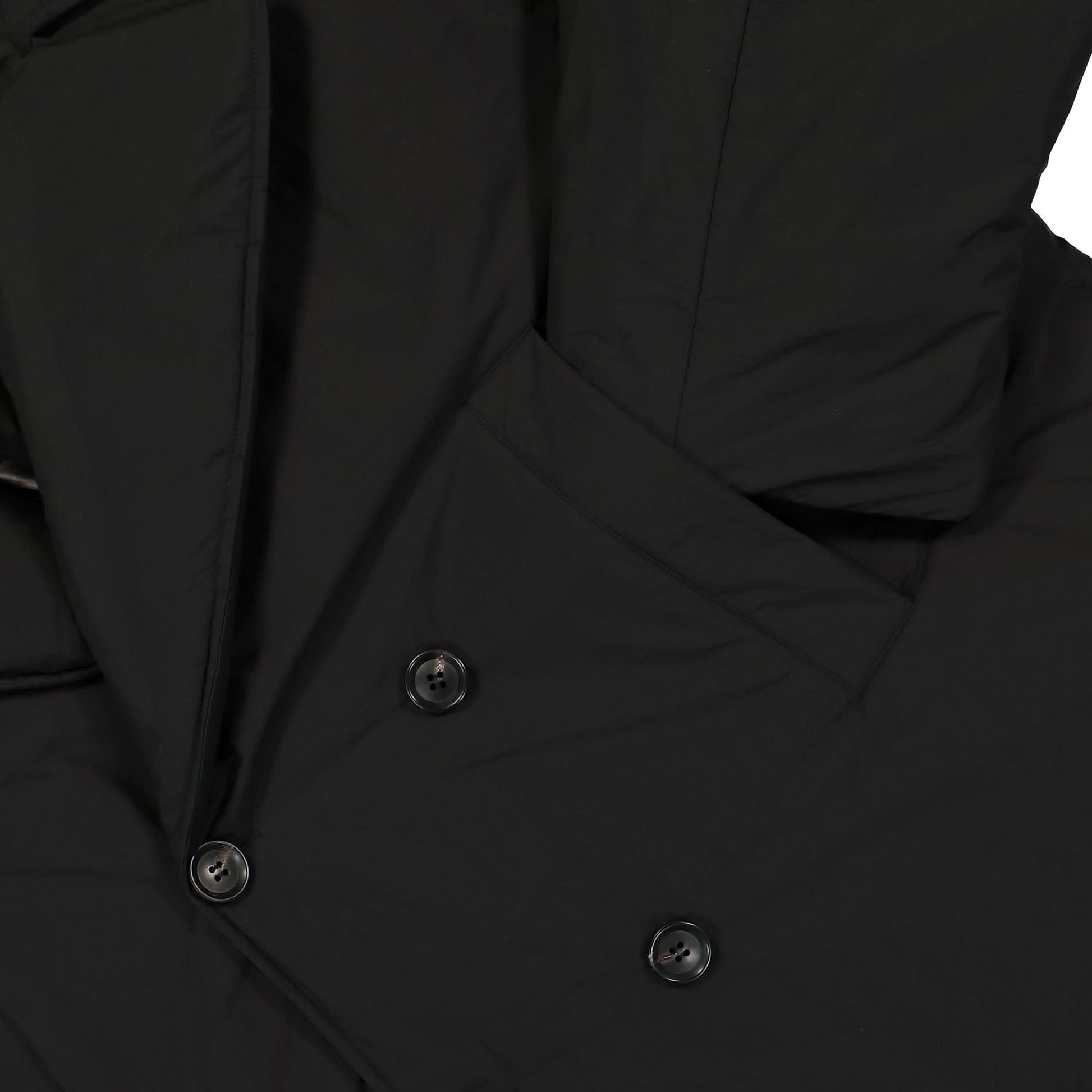 Juun.J Outer Black Detail view 4 | Gate