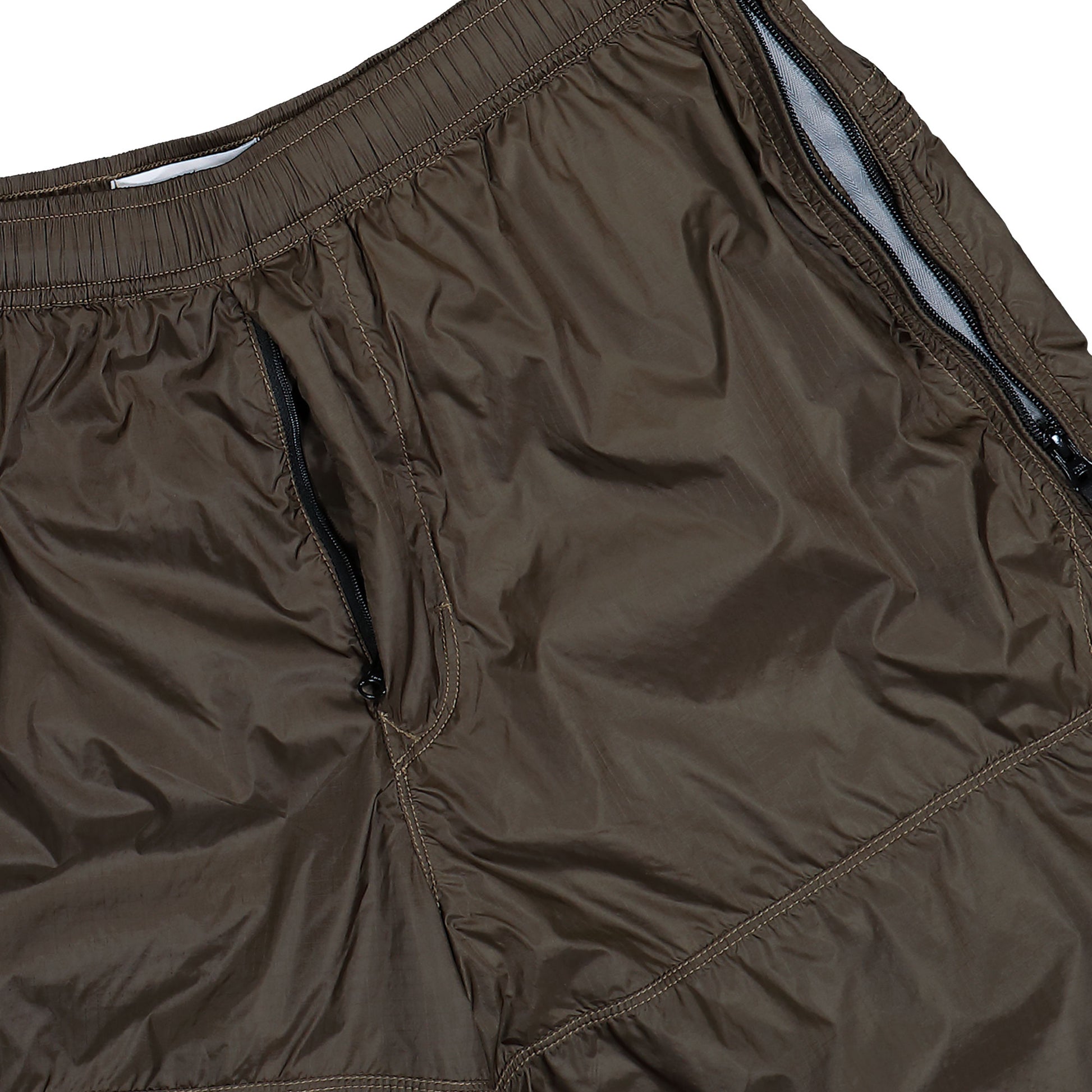 Stone Island Bermuda Shorts With Elasticated Waistband Military Green Shorts K2S15L100004-S0163 V0054 Detail View 4 | GATE
