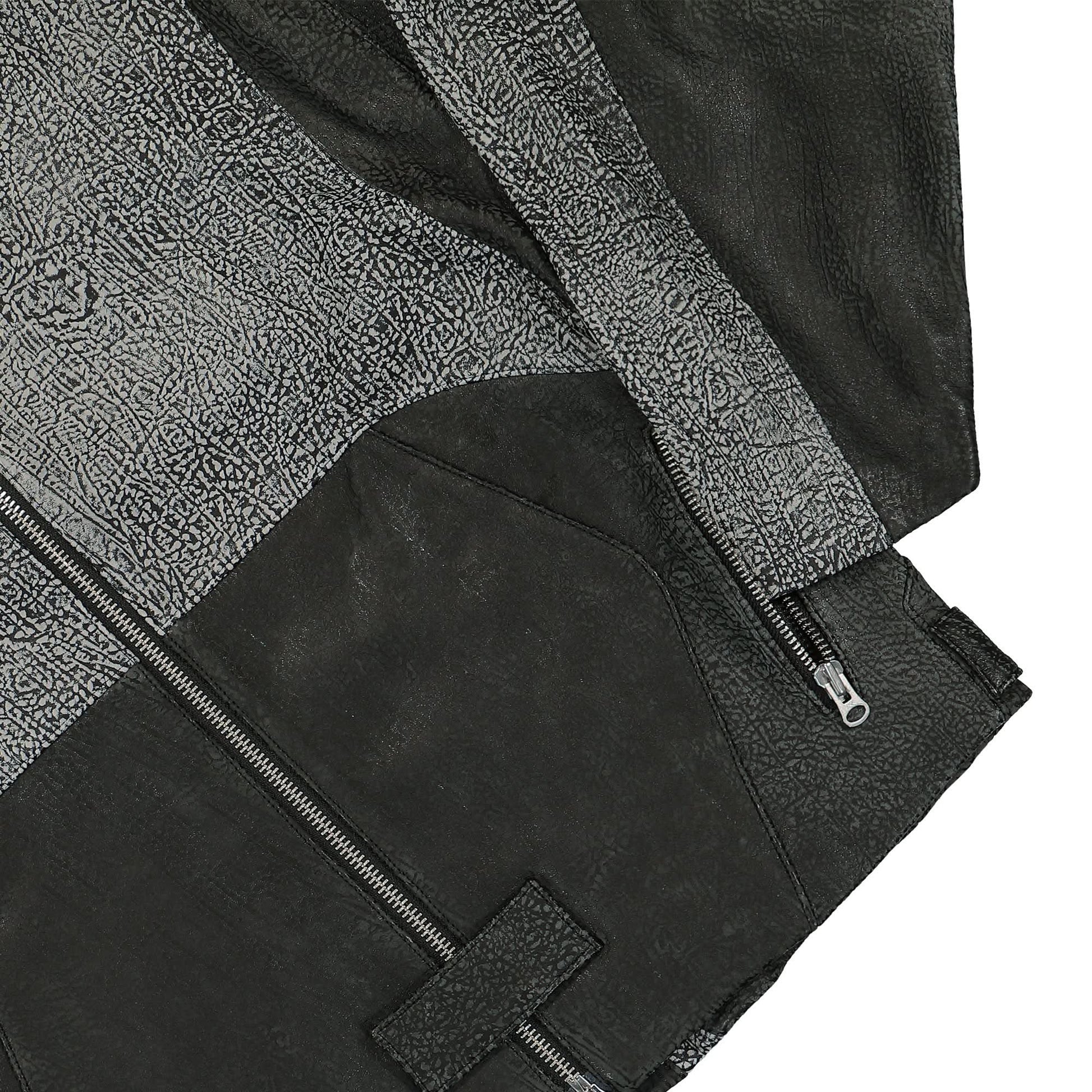 GATE Panelled Hooded Leather Jacket Black Detail view 5 | Gate