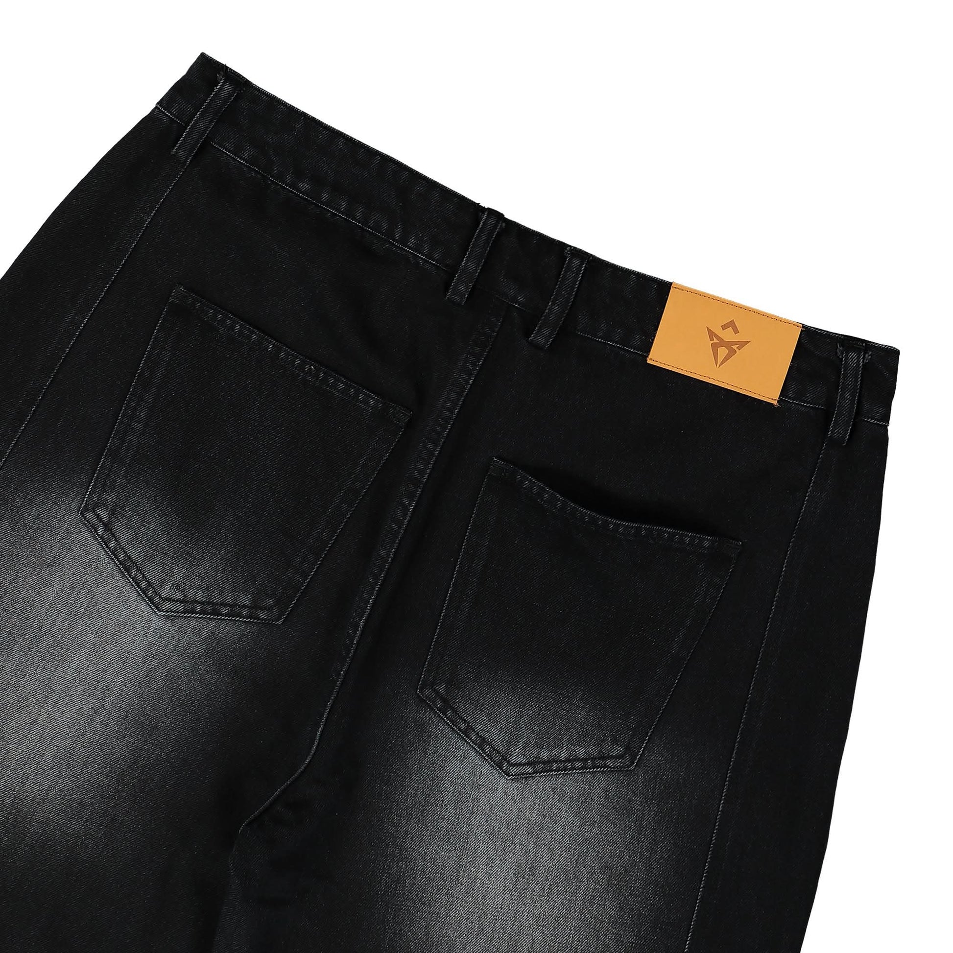 GATE Washed Panelled Denim Black Detail view 5 | Gate